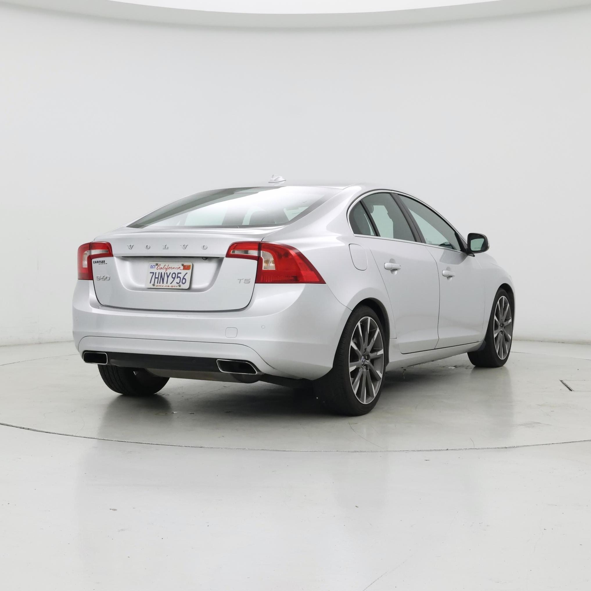 Thumbnail: 2015 Volvo S60 - 8
