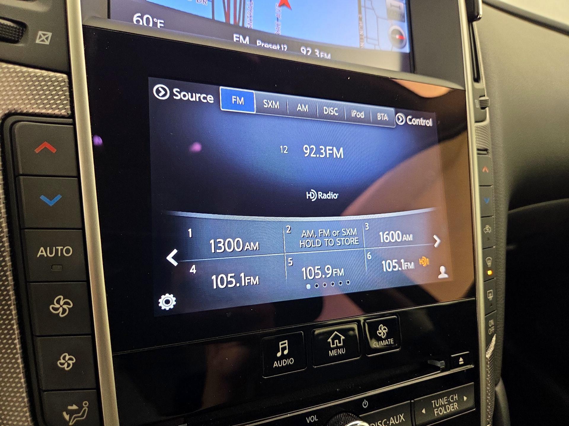 Thumbnail: 2016 INFINITI Q50 - 16