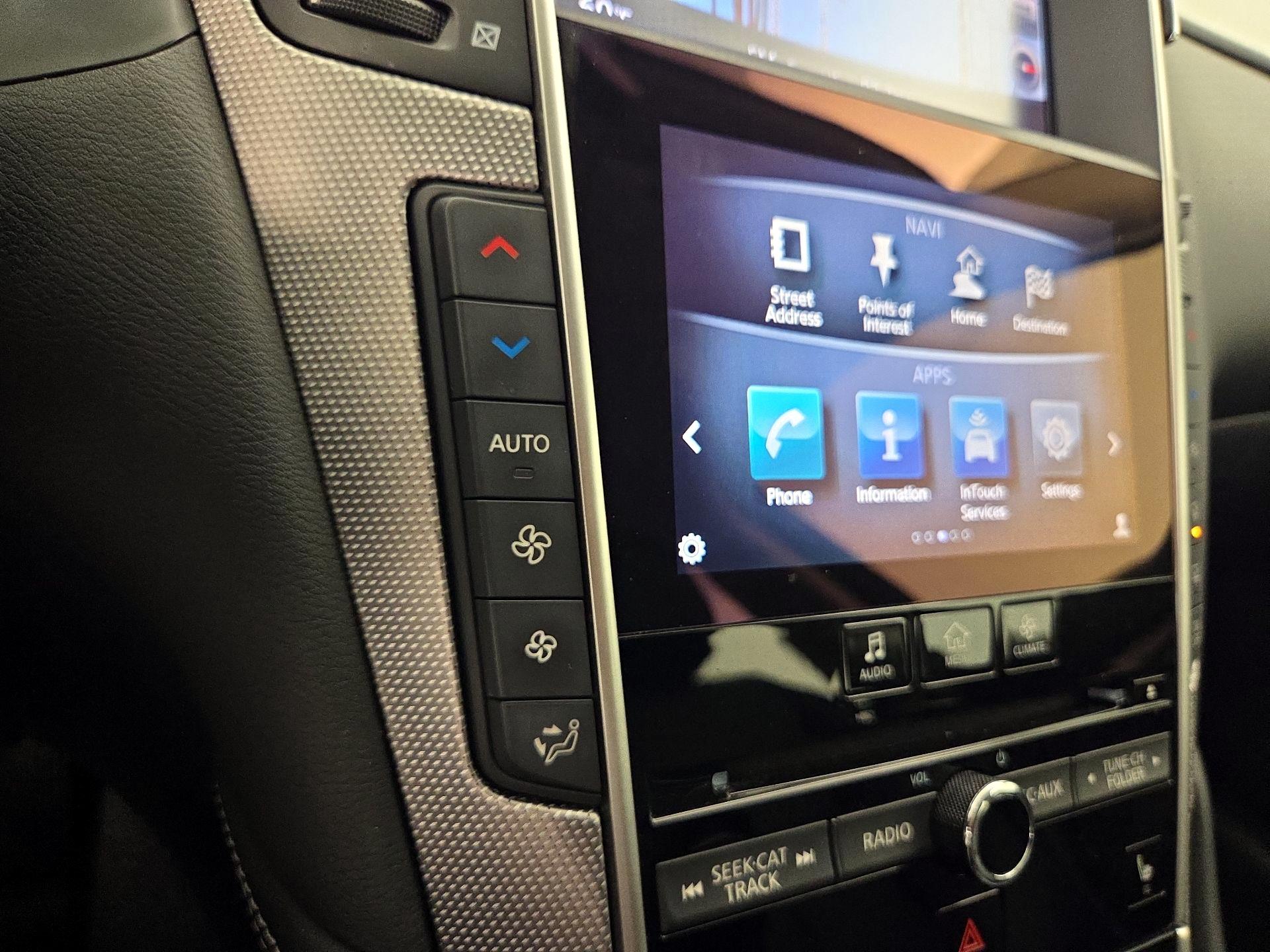 Thumbnail: 2016 INFINITI Q50 - 17