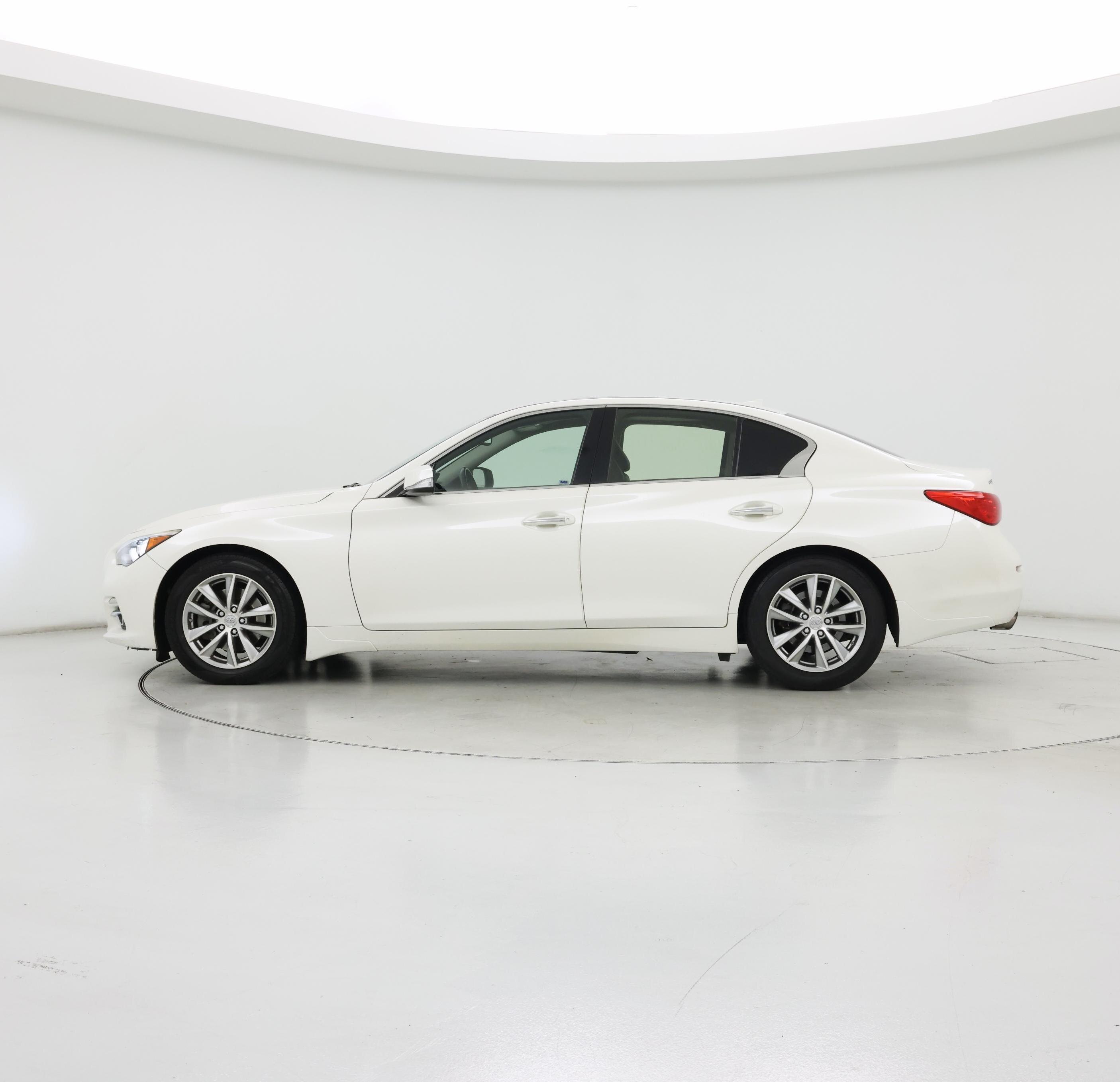 Thumbnail: 2016 INFINITI Q50 - 3