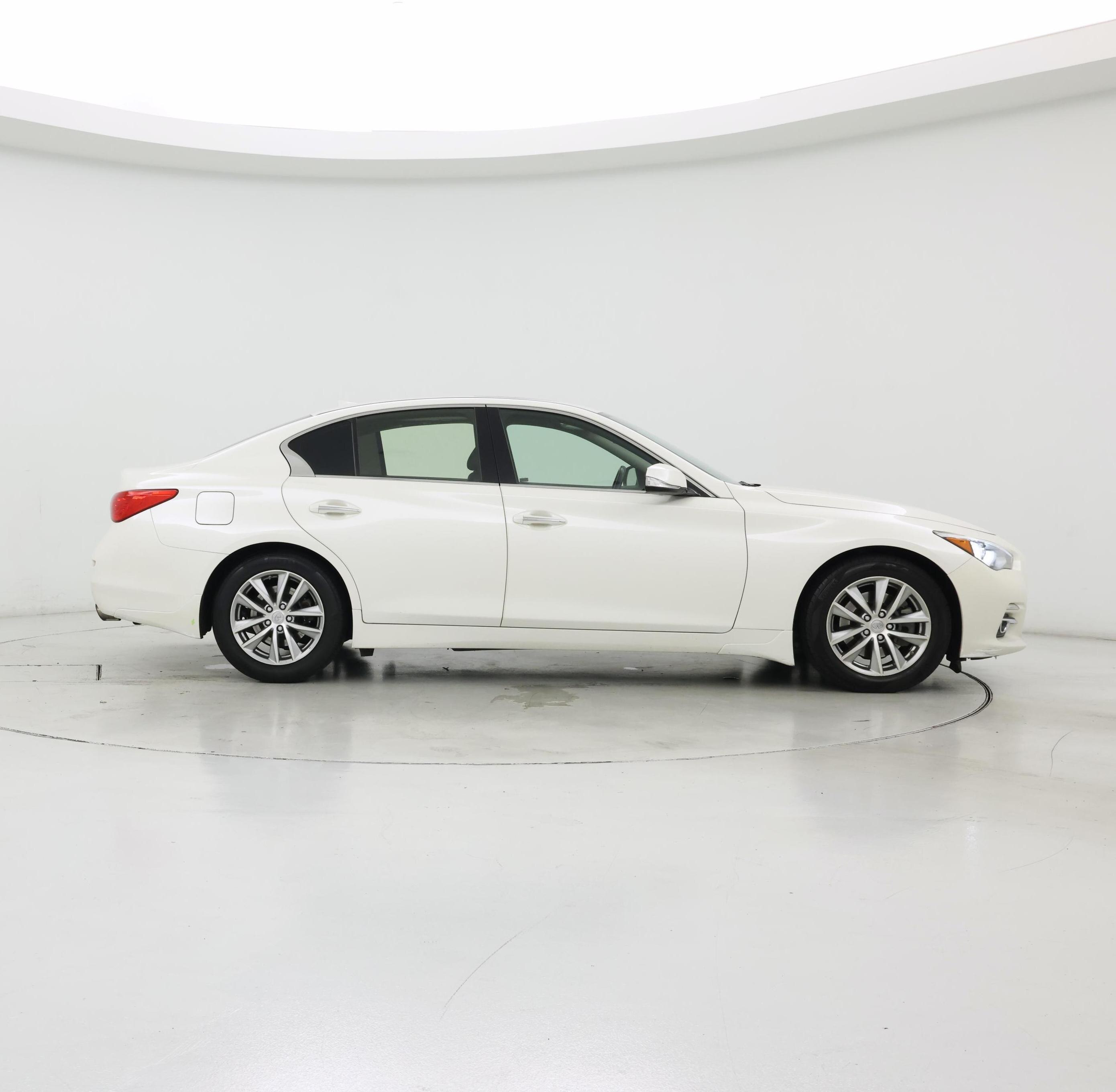 Thumbnail: 2016 INFINITI Q50 - 7