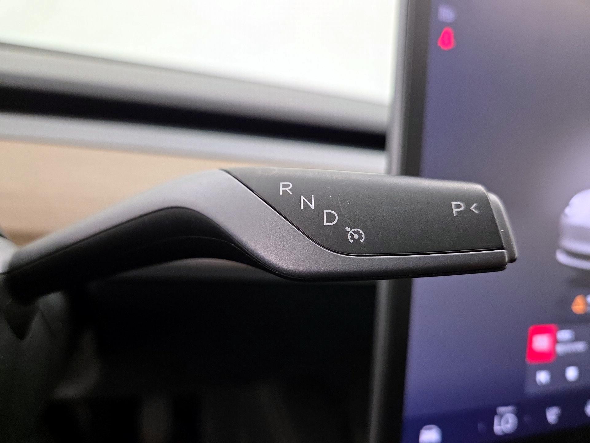 Thumbnail: 2023 Tesla Model 3 - 17