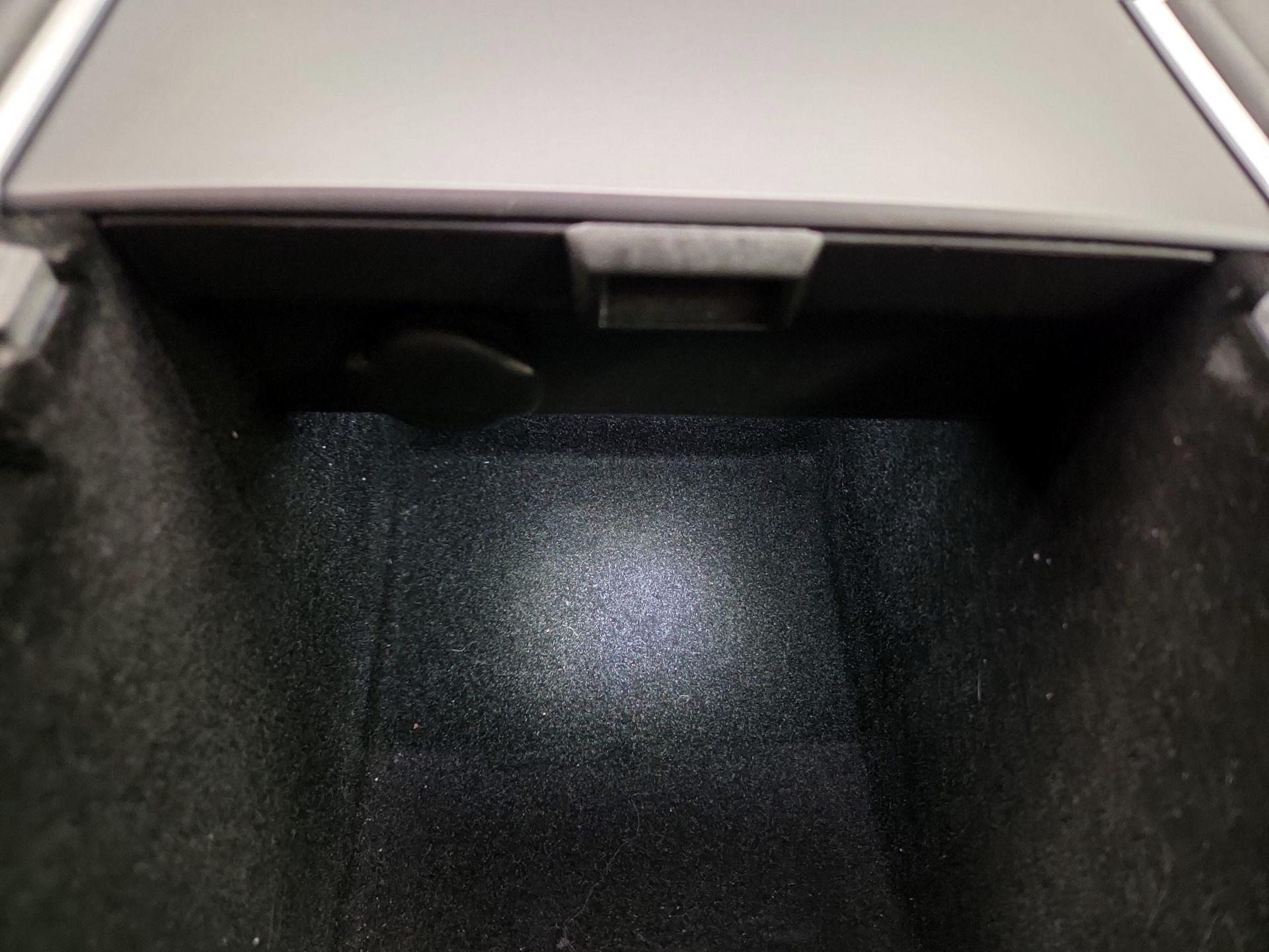 Thumbnail: 2023 Tesla Model 3 - 18