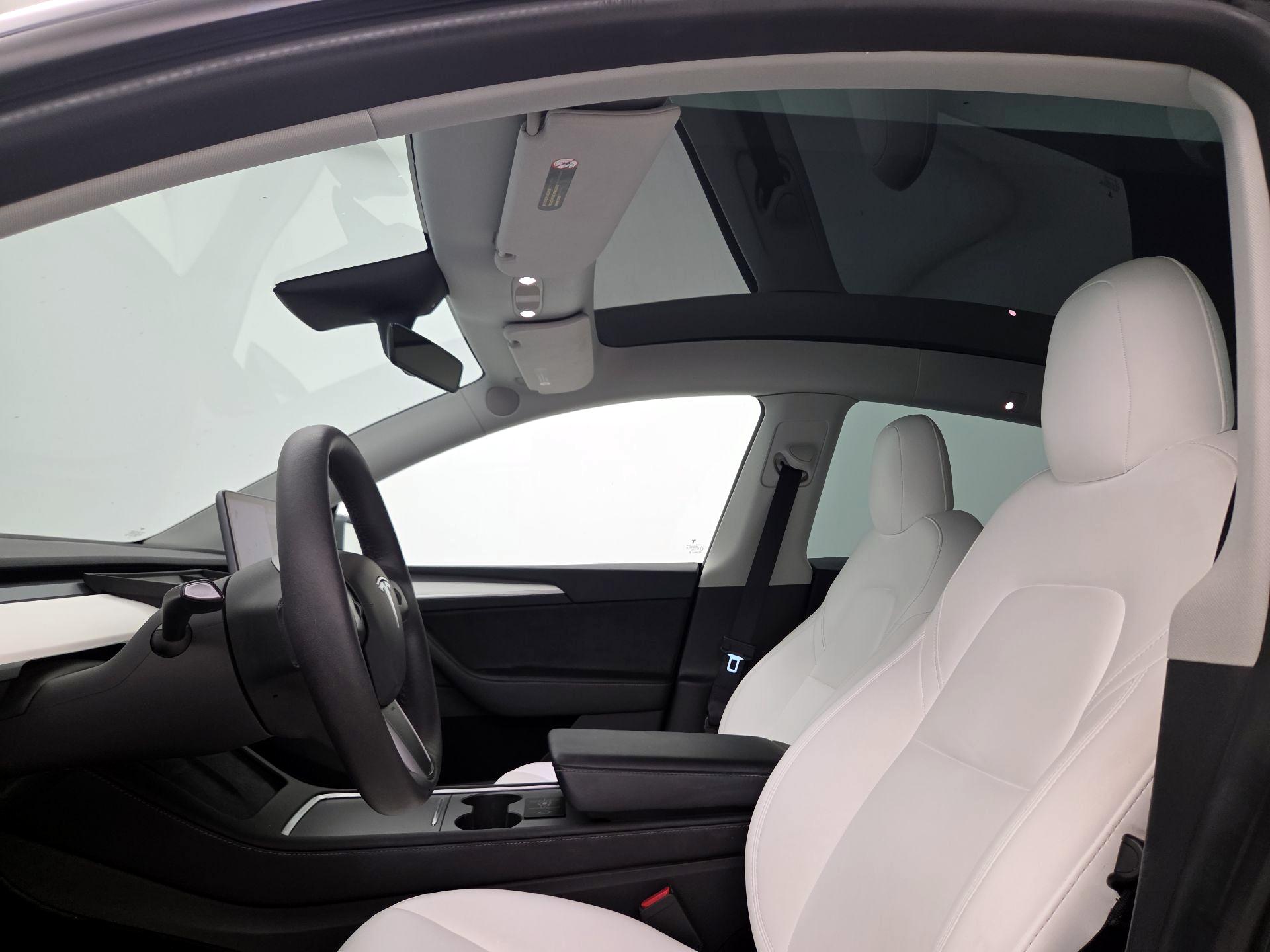 Thumbnail: 2023 Tesla Model Y - 19