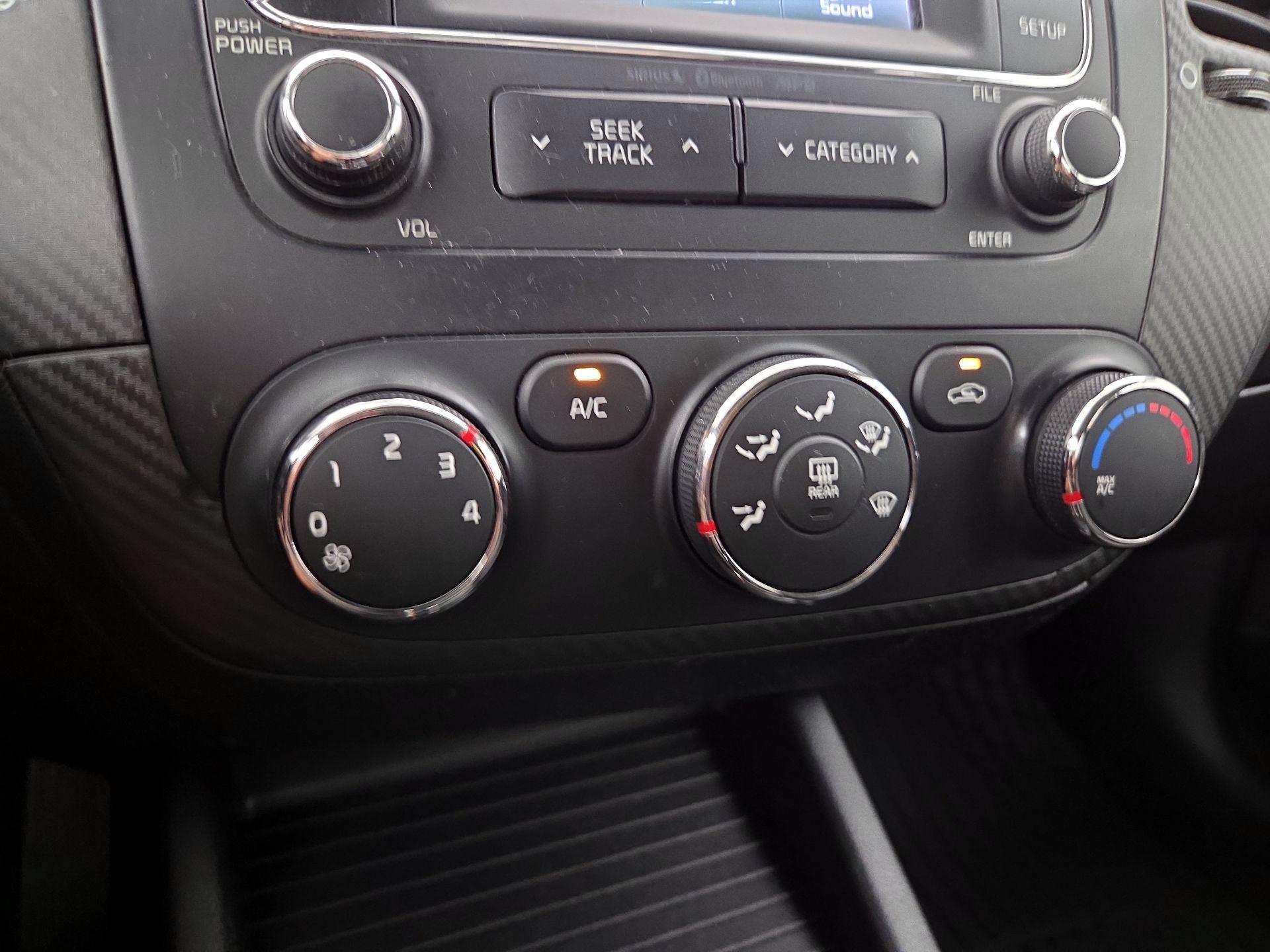 Thumbnail: 2014 Kia Forte - 16