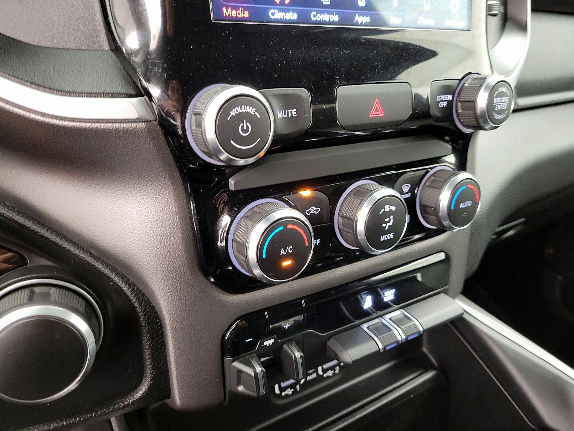 Thumbnail: 2020 RAM 1500 - 17