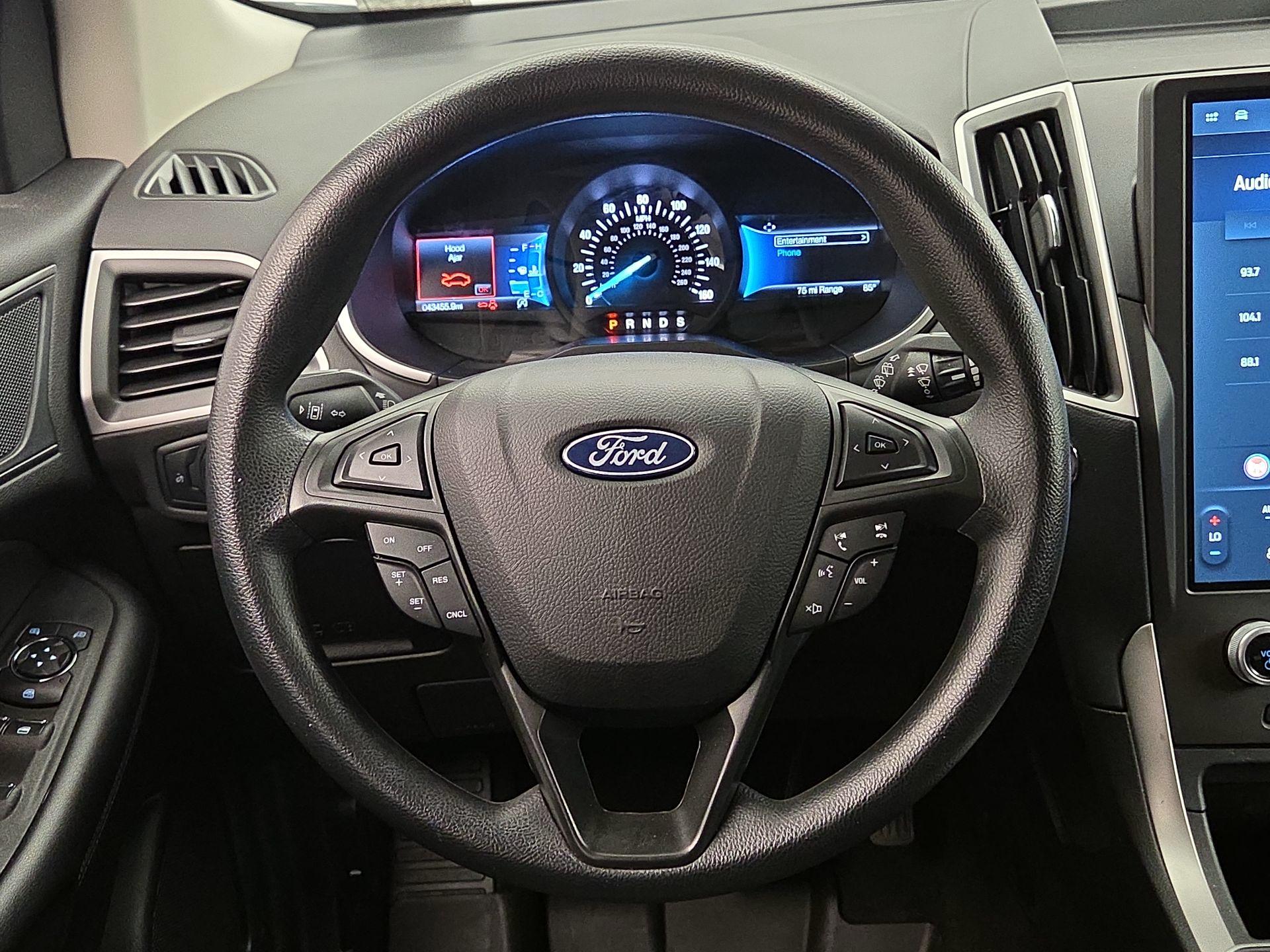 Thumbnail: 2021 Ford Edge - 10