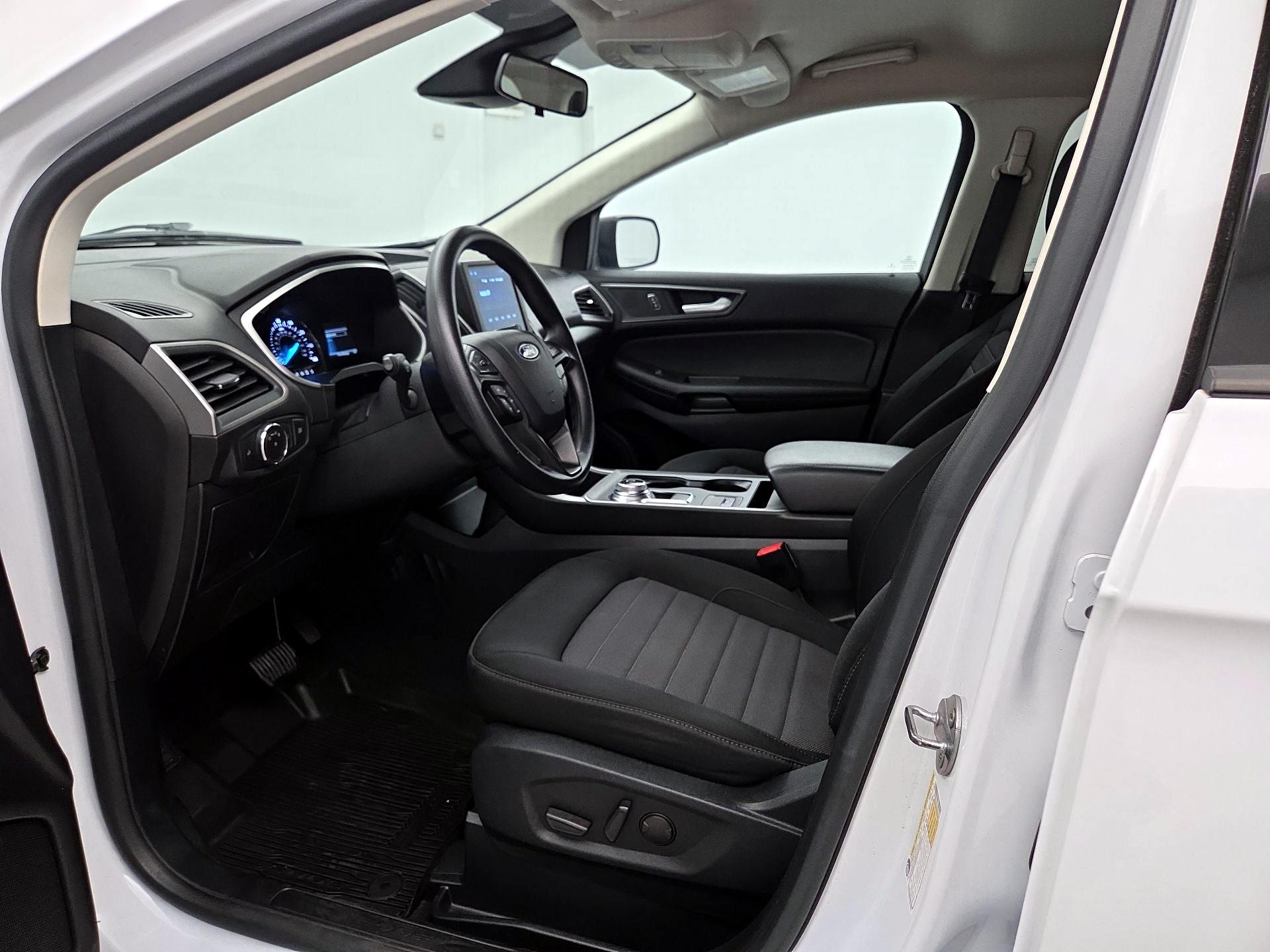 Thumbnail: 2021 Ford Edge - 11