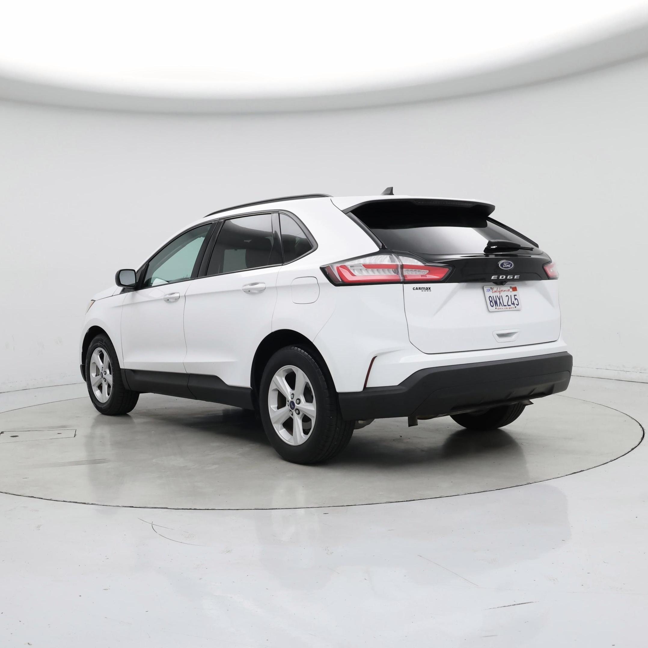 Thumbnail: 2021 Ford Edge - 2