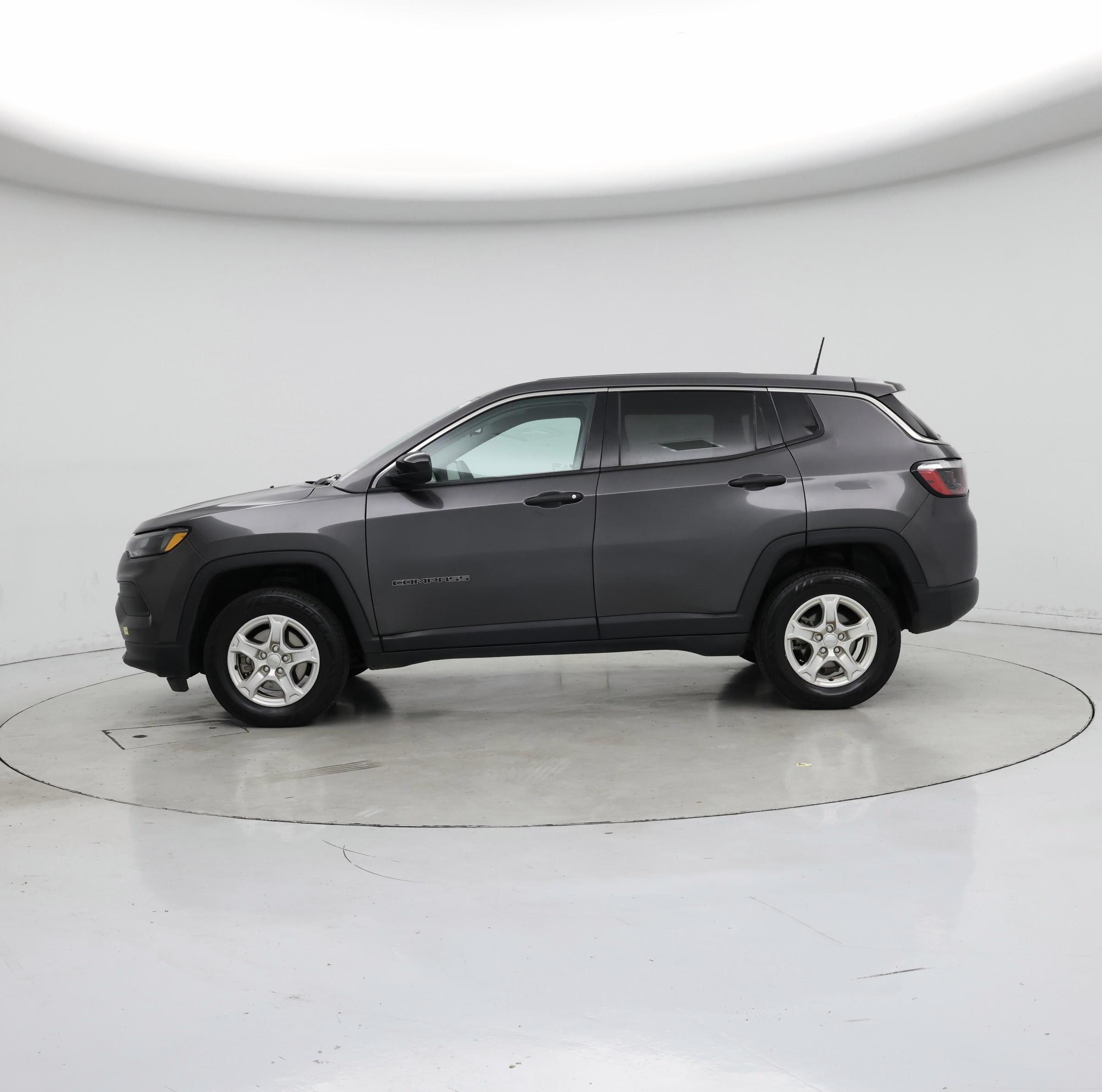 Thumbnail: 2022 Jeep Compass - 3