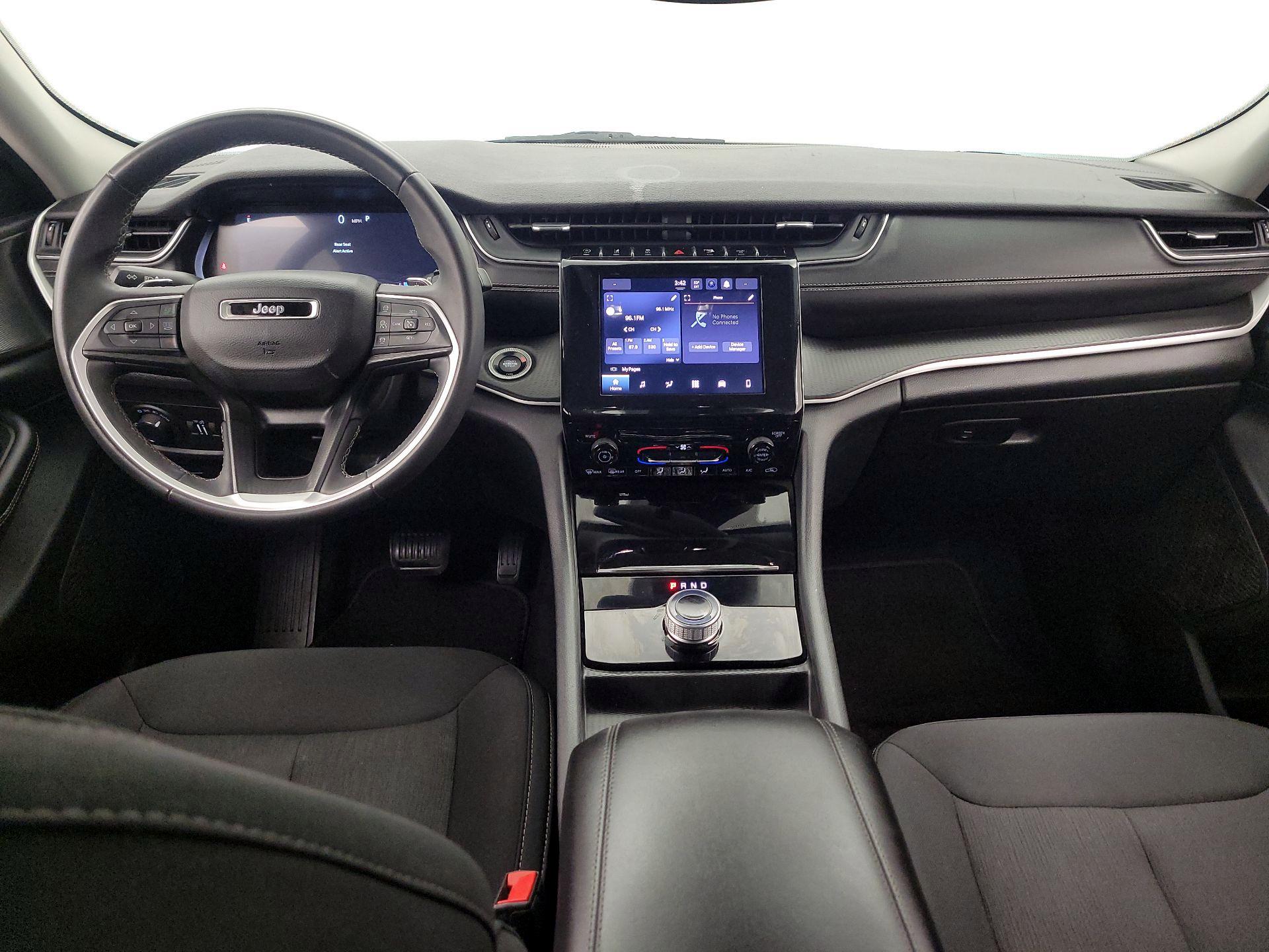 Thumbnail: 2023 Jeep Grand Cherokee - 9