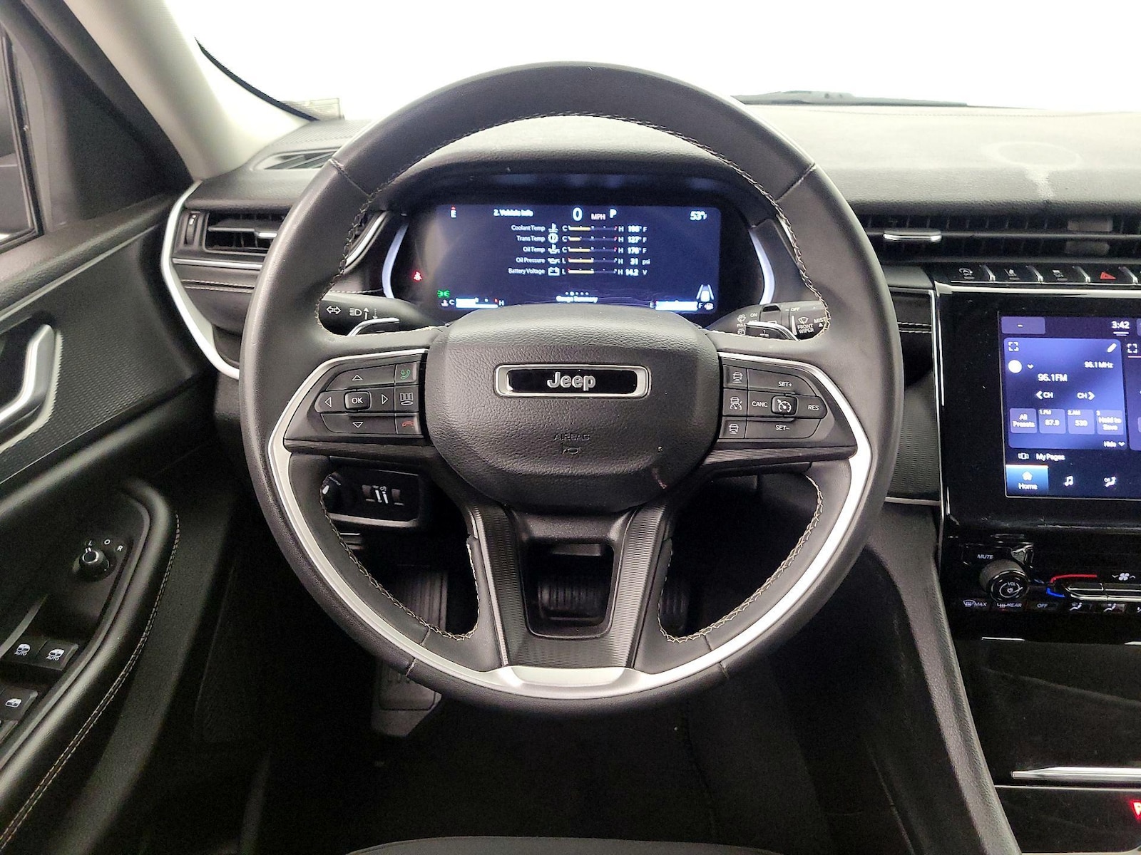 2023 Jeep Grand Cherokee Laredo - Photo 11