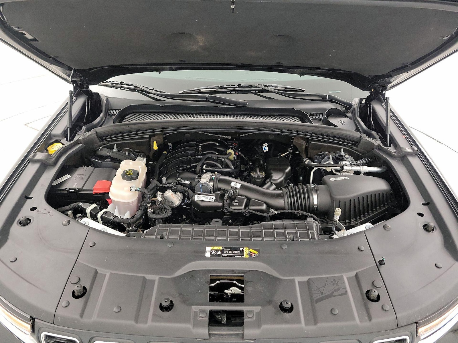 2023 Jeep Grand Cherokee Laredo - Photo 22