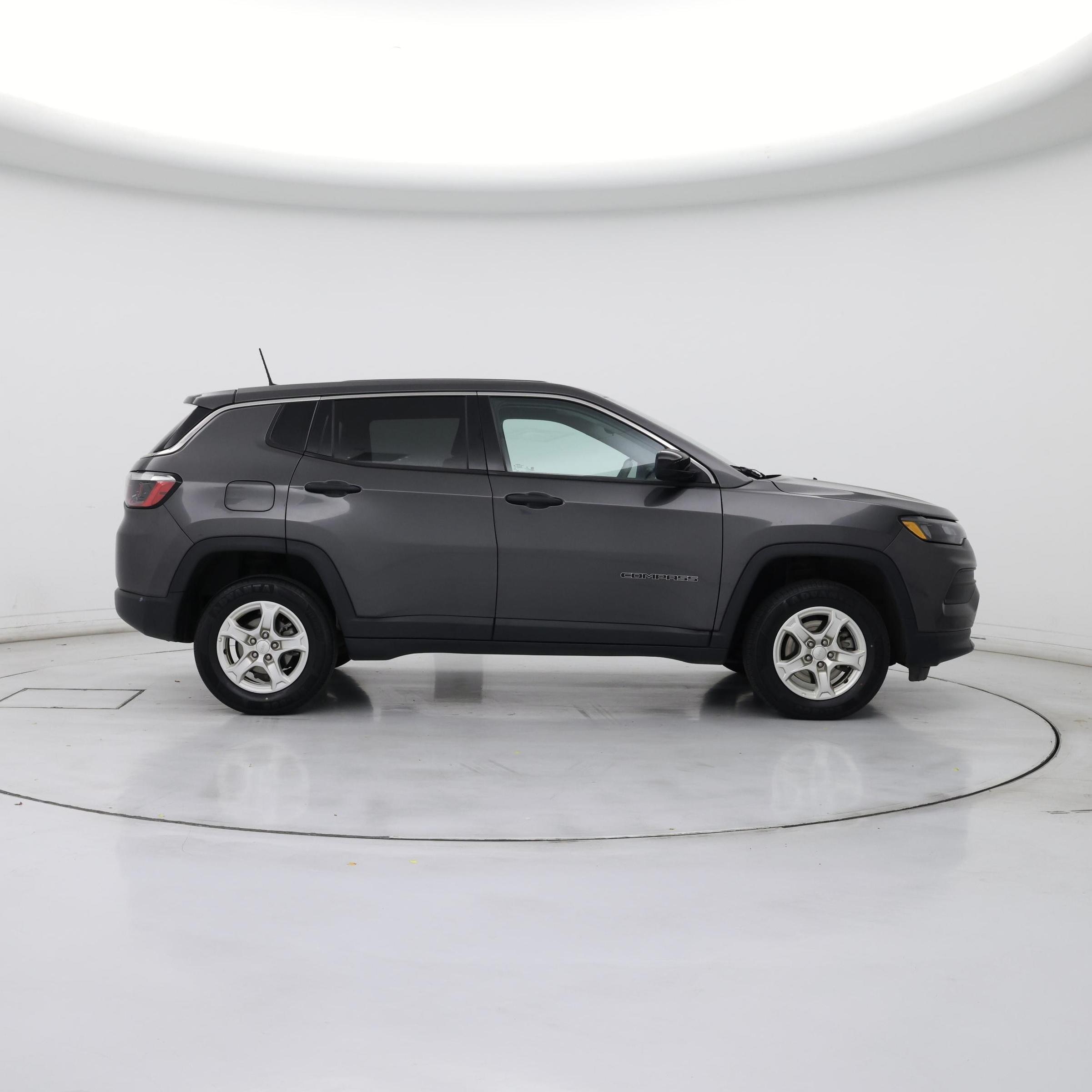 Thumbnail: 2022 Jeep Compass - 7