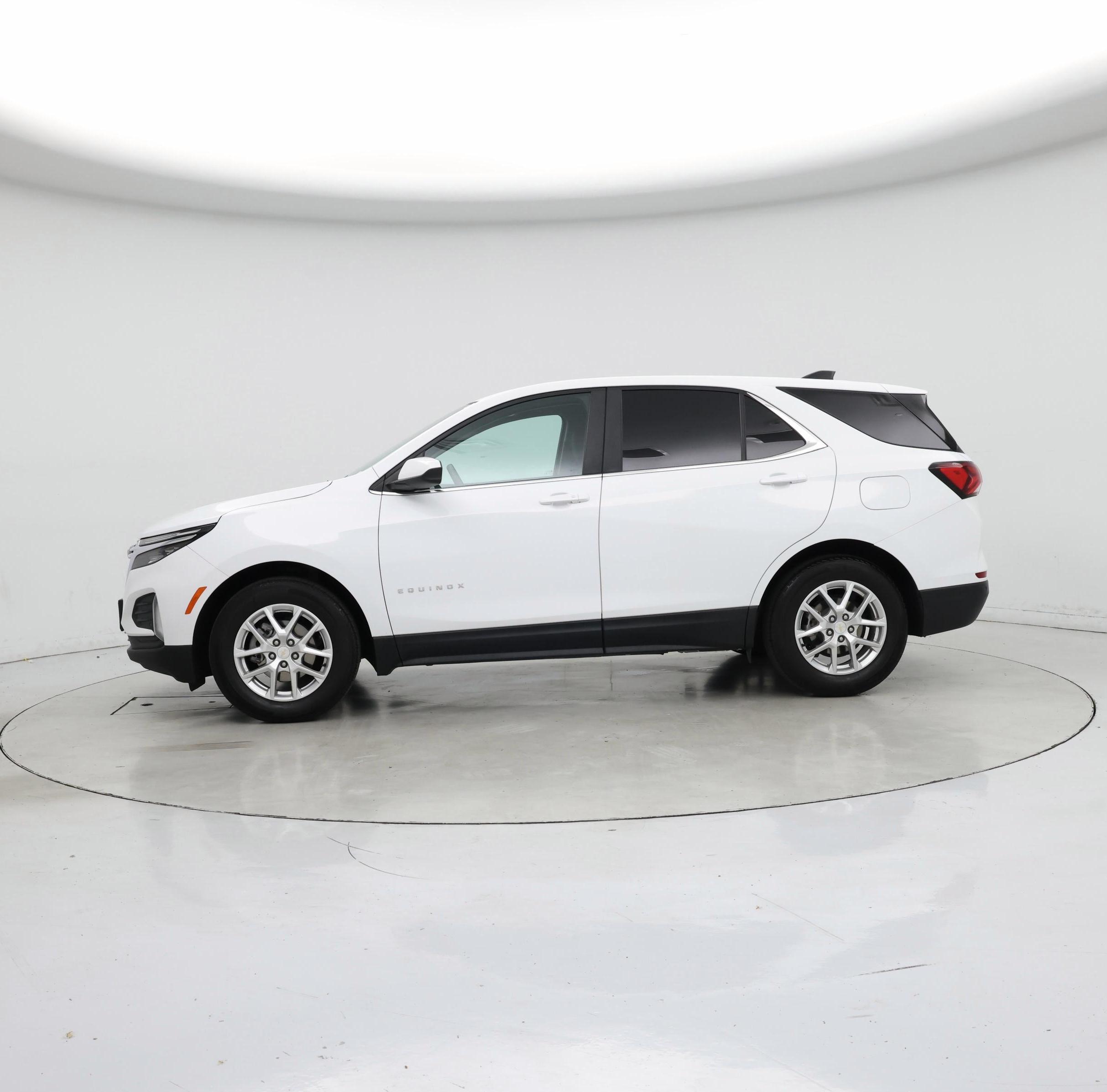 Thumbnail: 2024 Chevrolet Equinox - 3