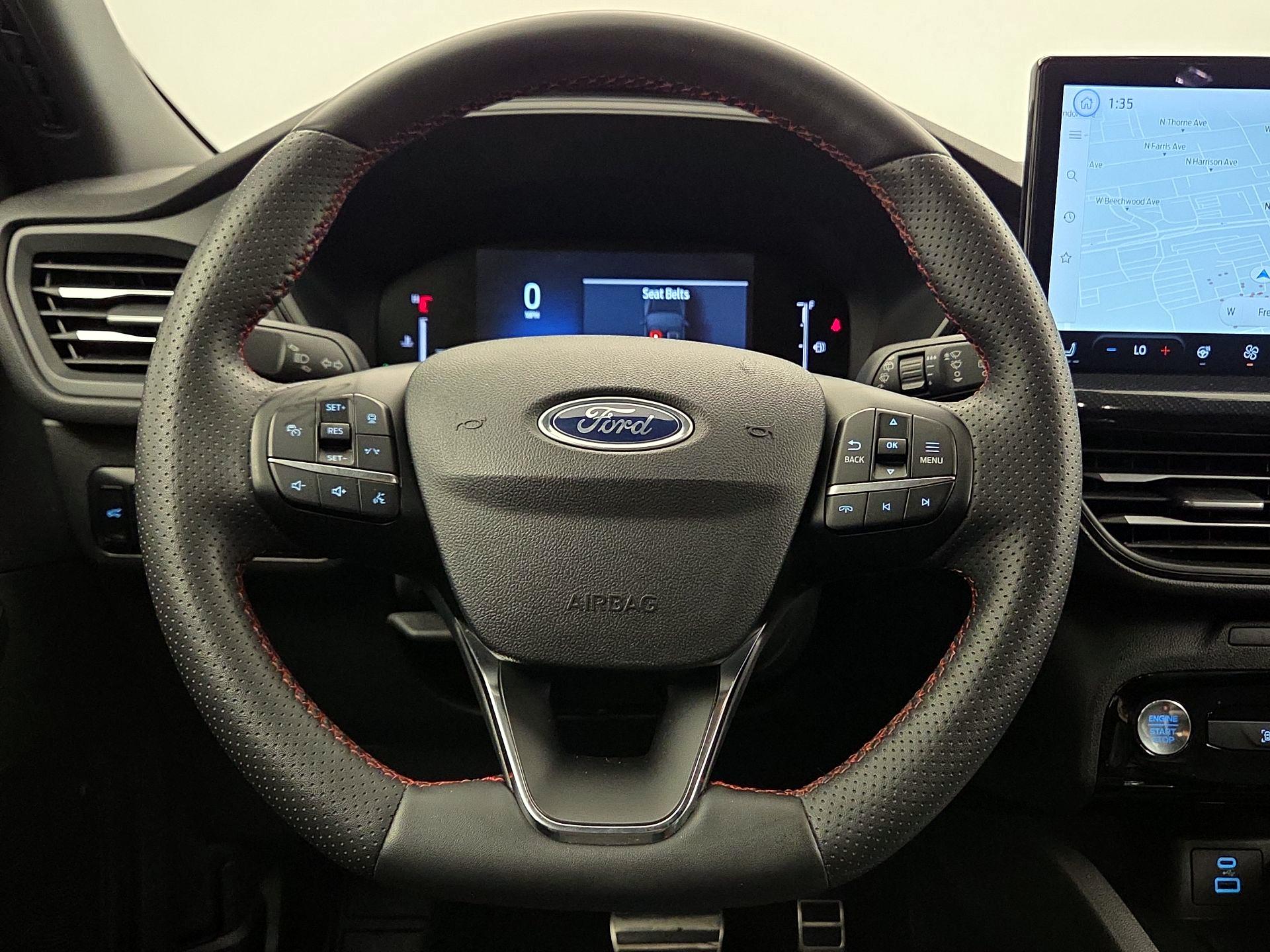 Thumbnail: 2023 Ford Escape - 10