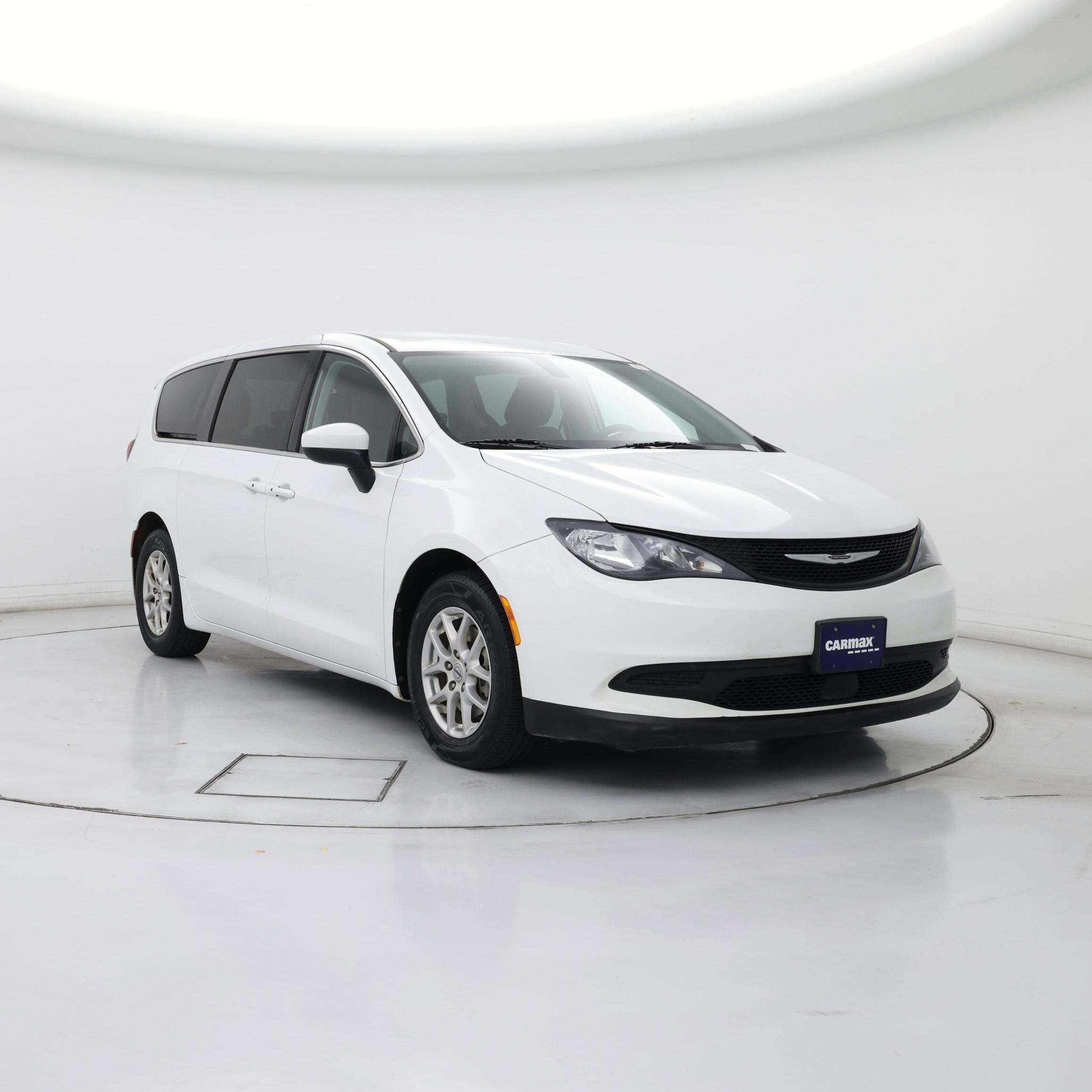 White 2022 Chrysler Voyager Minivan Front-Wheel Drive Automatic