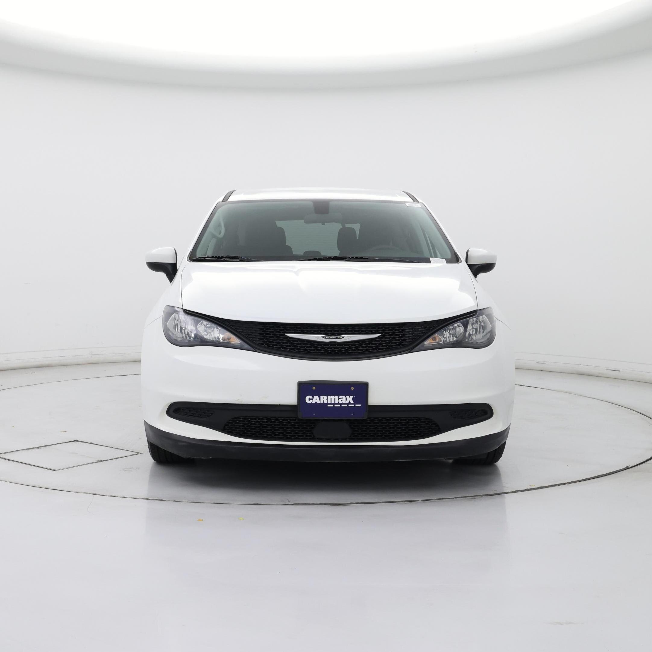 Thumbnail: 2022 Chrysler Voyager - 5