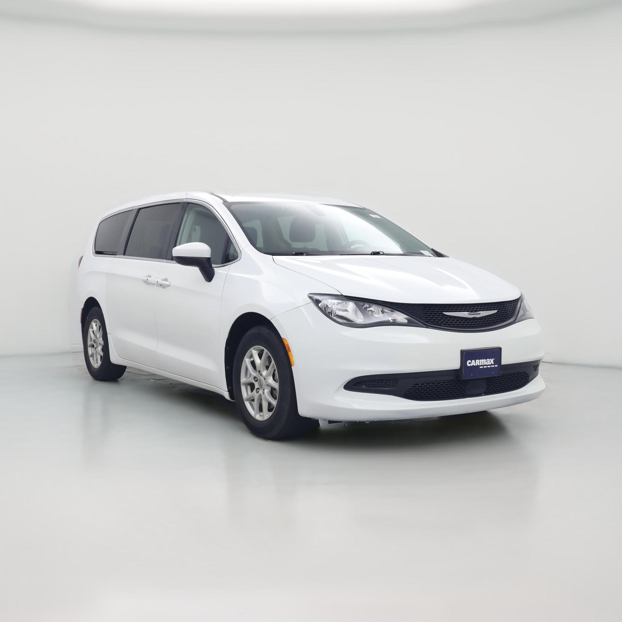 Thumbnail: 2022 Chrysler Voyager - 1