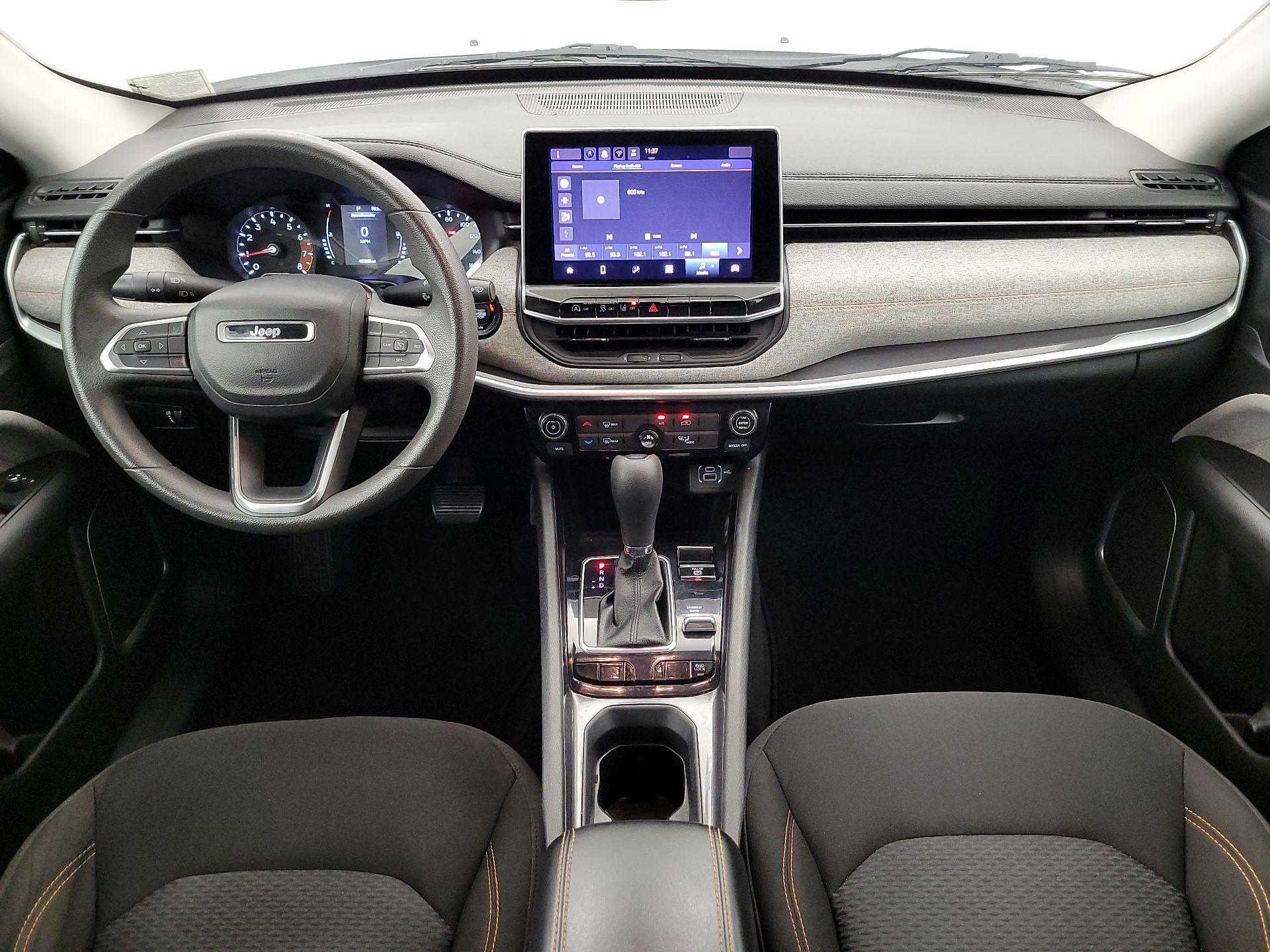 Thumbnail: 2022 Jeep Compass - 9