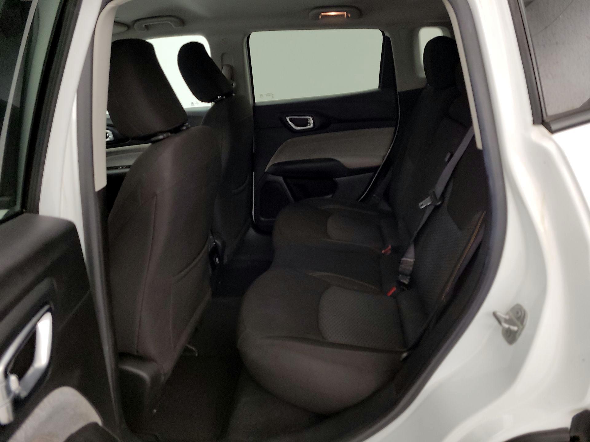 Thumbnail: 2022 Jeep Compass - 19
