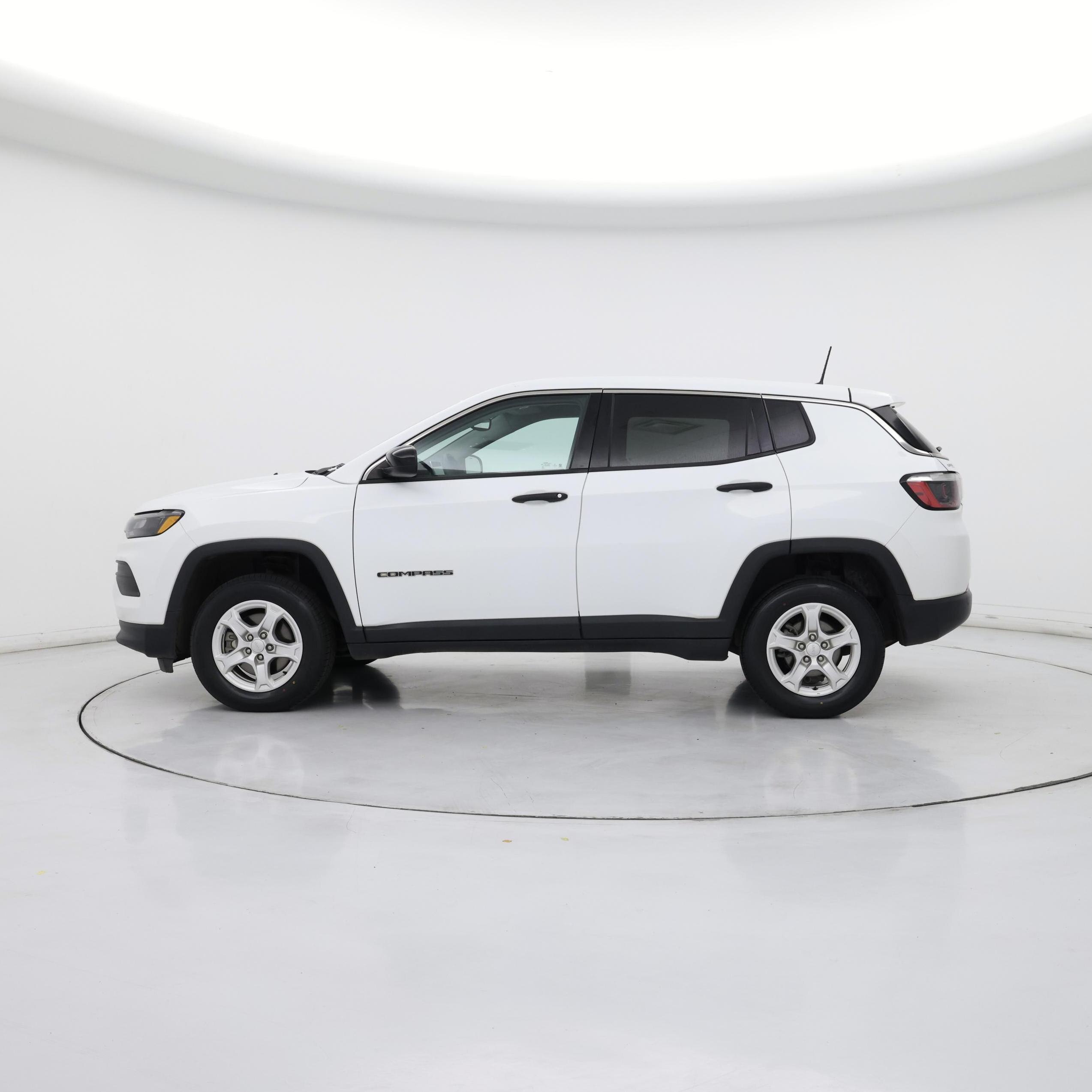 Thumbnail: 2022 Jeep Compass - 3