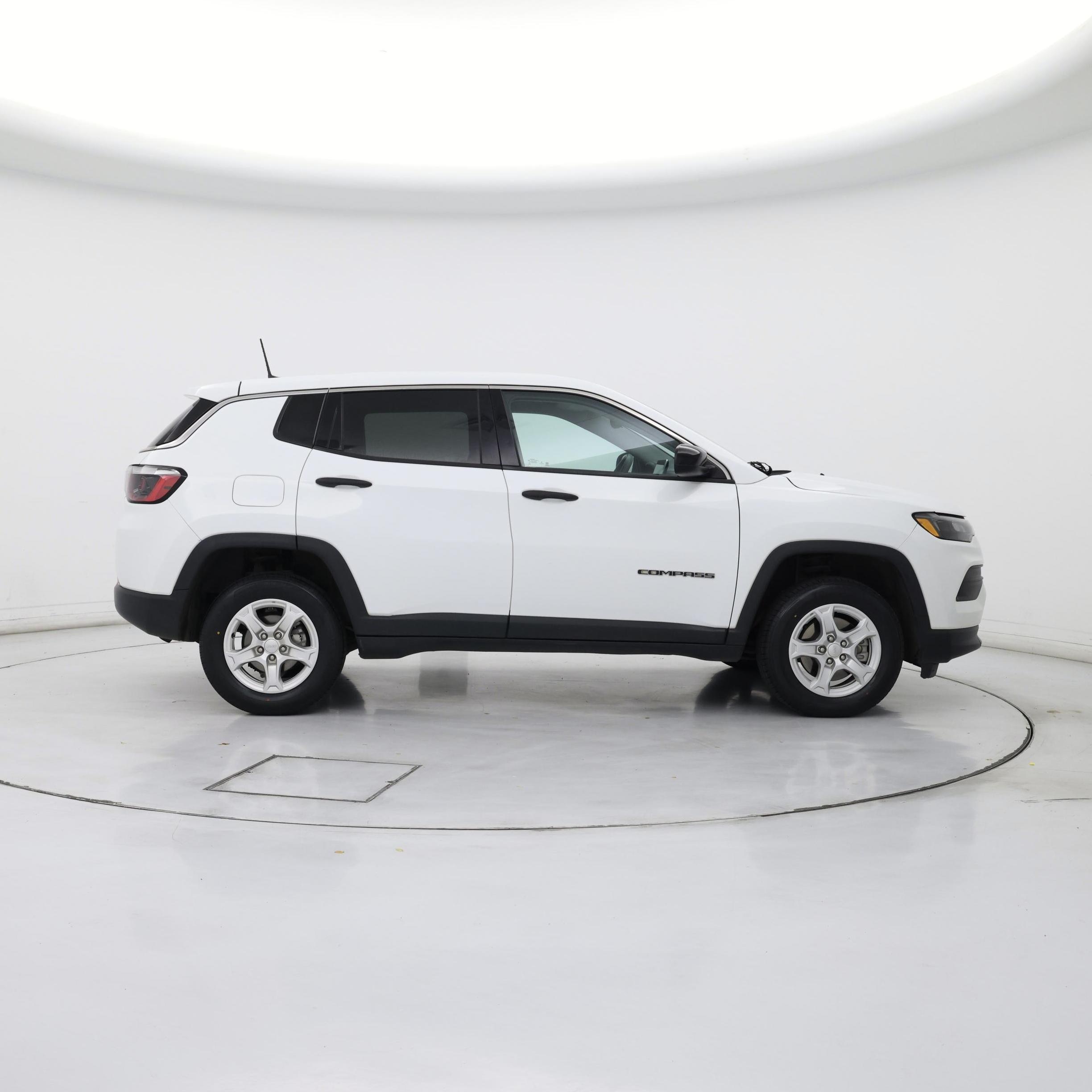 Thumbnail: 2022 Jeep Compass - 7