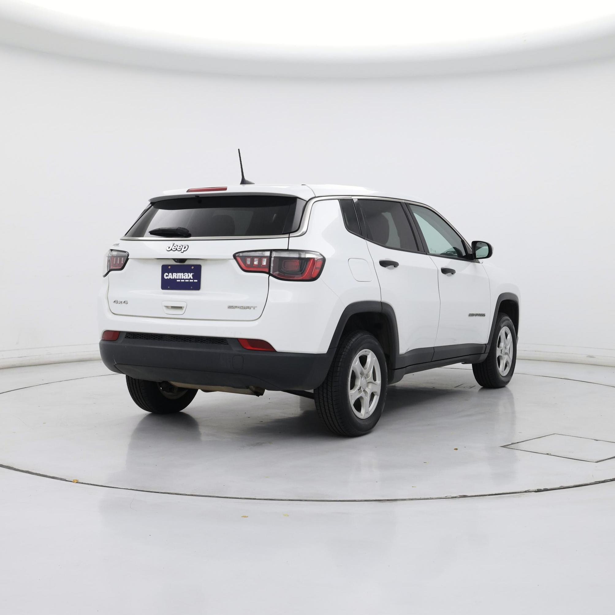 Thumbnail: 2022 Jeep Compass - 8