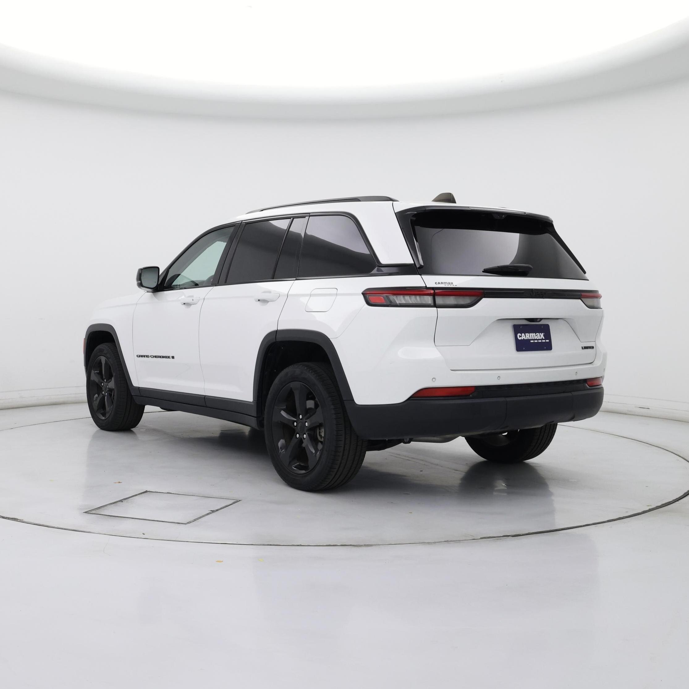 Thumbnail: 2023 Jeep Grand Cherokee - 2