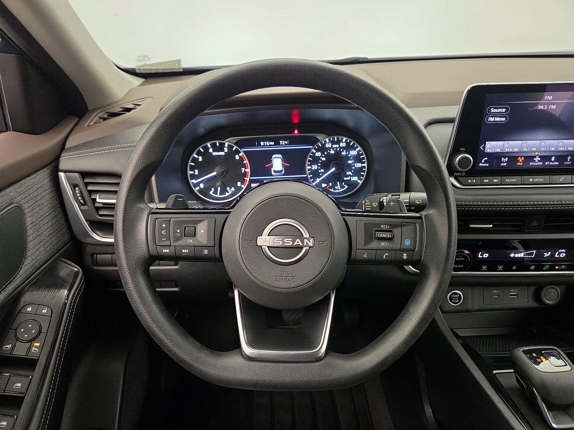 Thumbnail: 2023 Nissan Rogue - 10