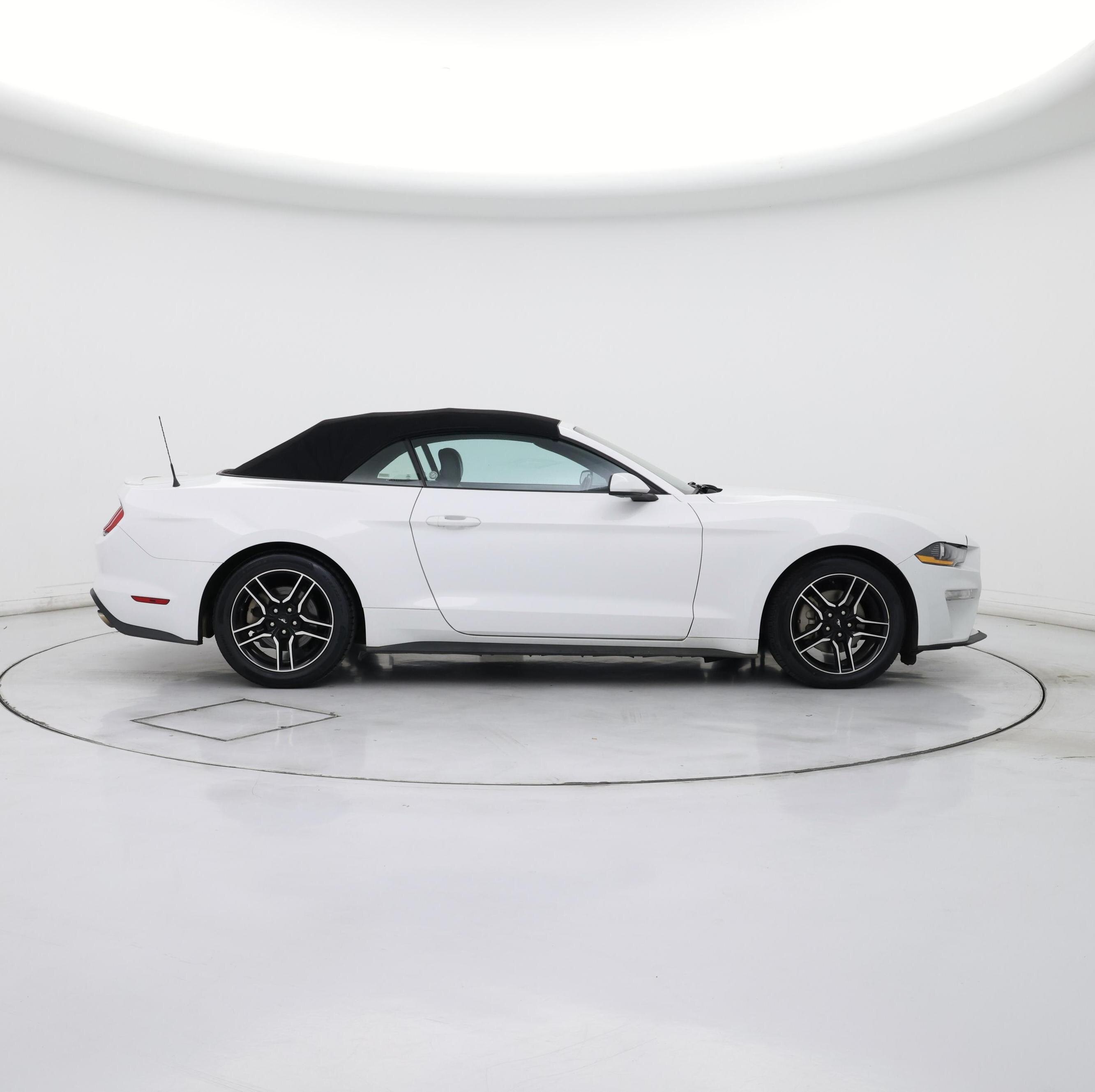 Thumbnail: 2023 Ford Mustang - 7