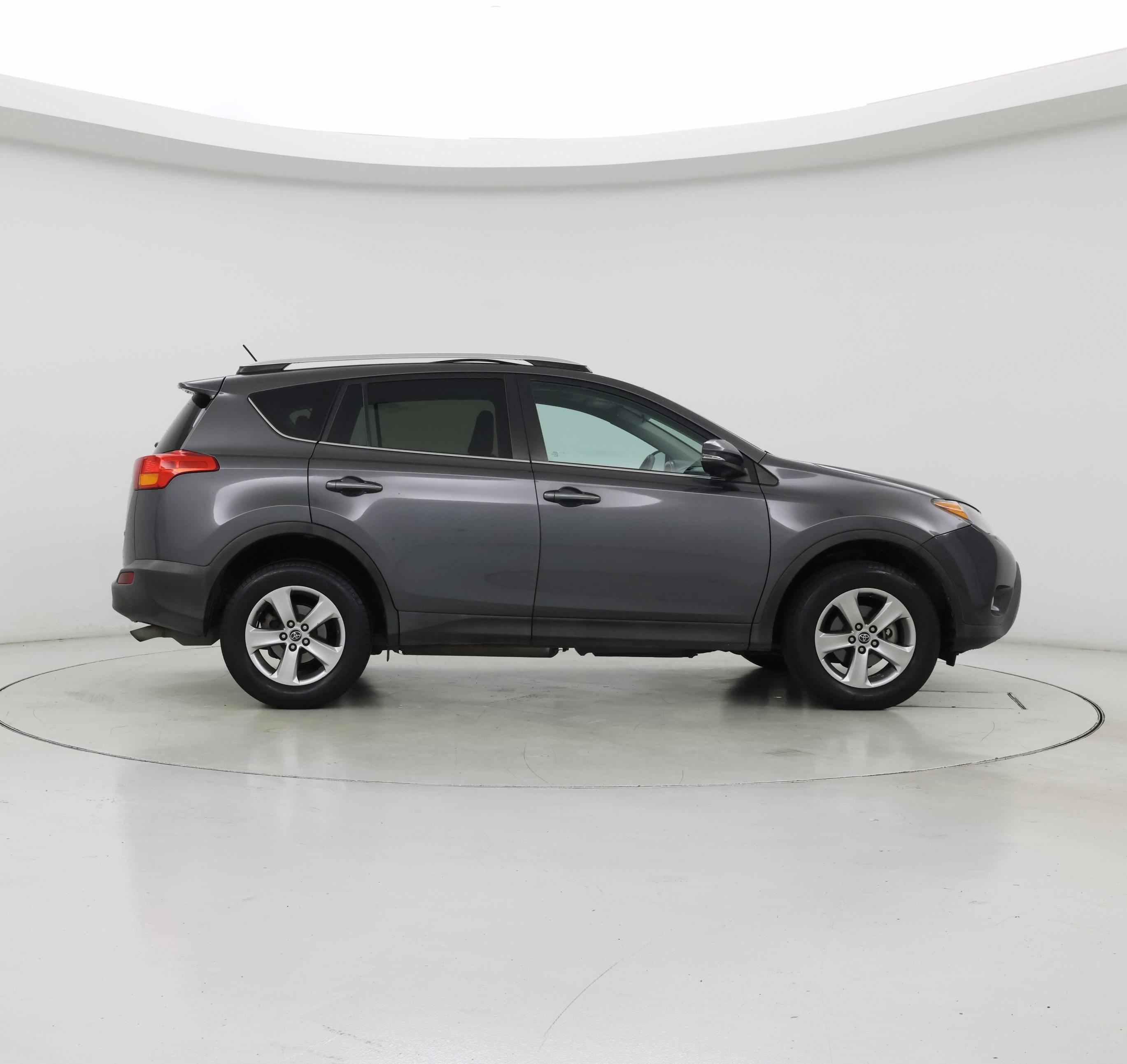 Thumbnail: 2015 Toyota RAV4 - 7