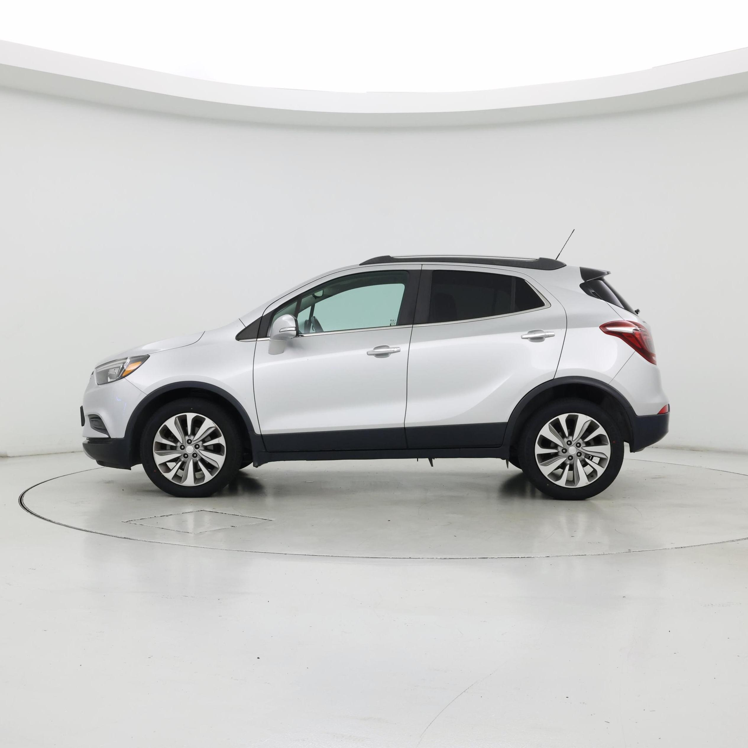 Thumbnail: 2018 Buick Encore - 3