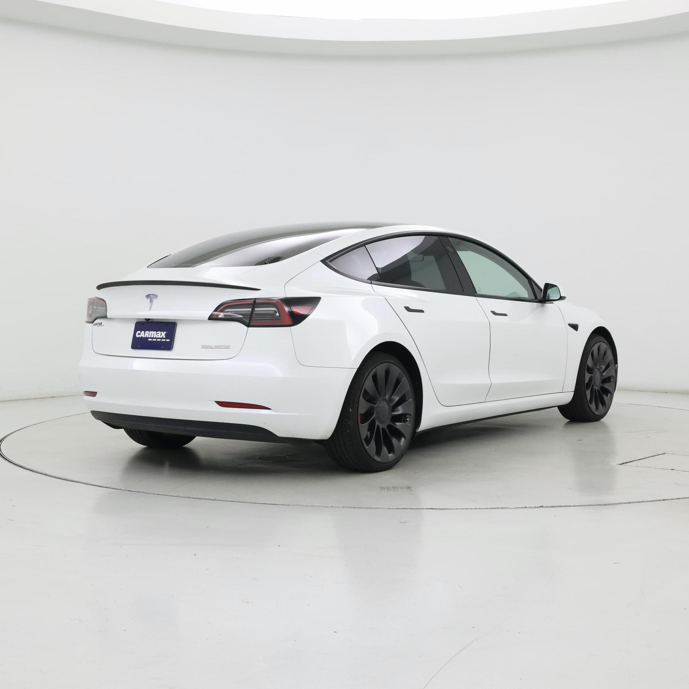 Thumbnail: 2023 Tesla Model 3 - 8