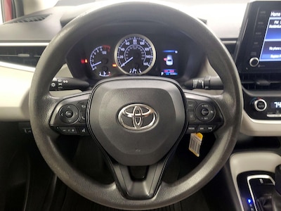 Steering Wheel & Instrument Cluster (On)