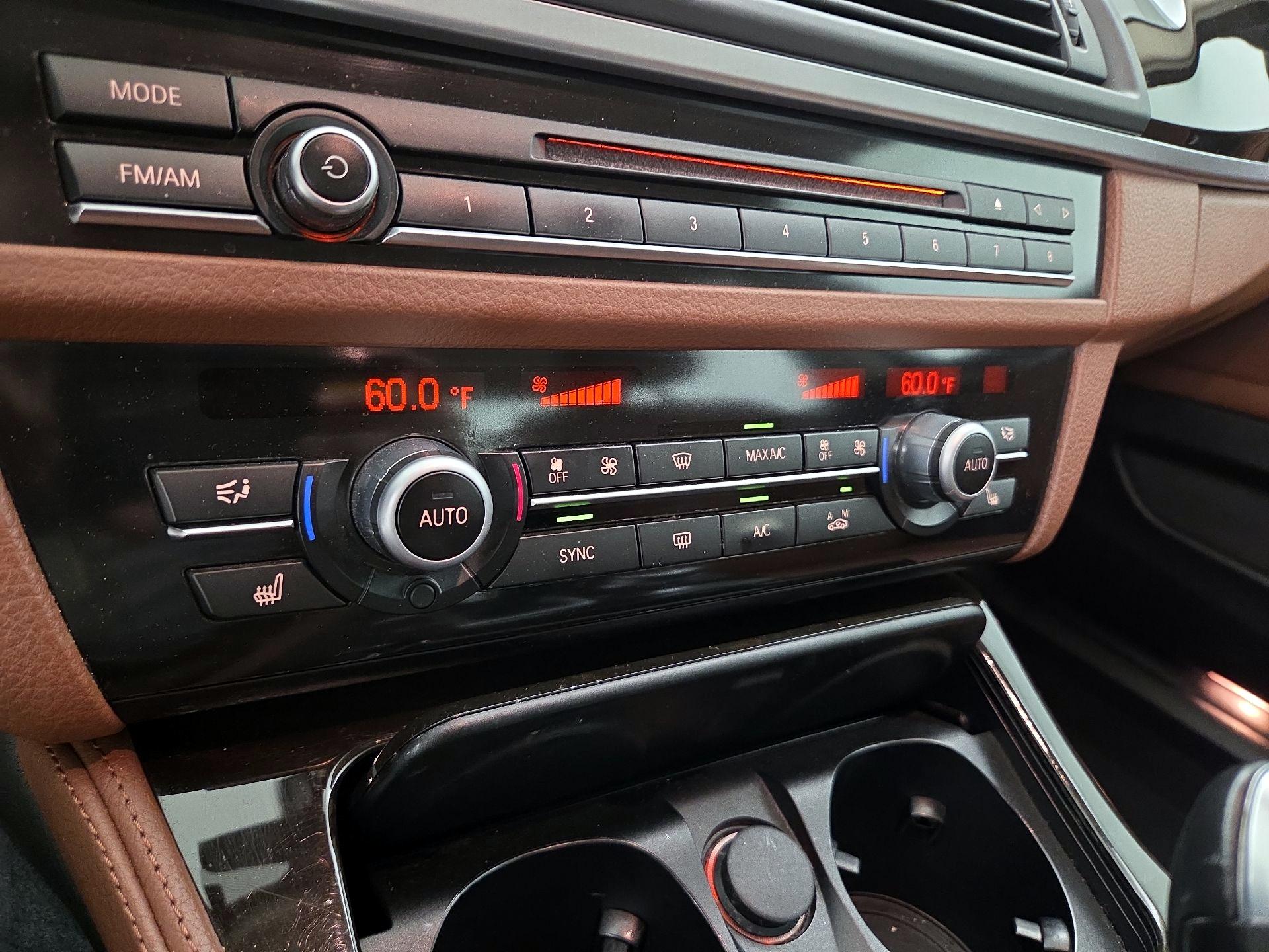 Thumbnail: 2015 BMW 5 Series - 17