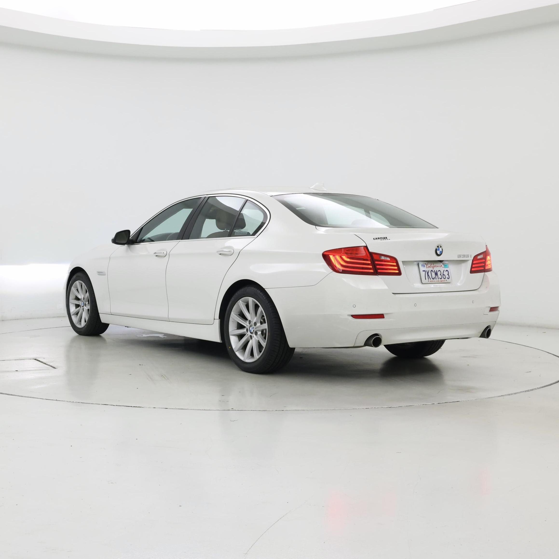 Thumbnail: 2015 BMW 5 Series - 2