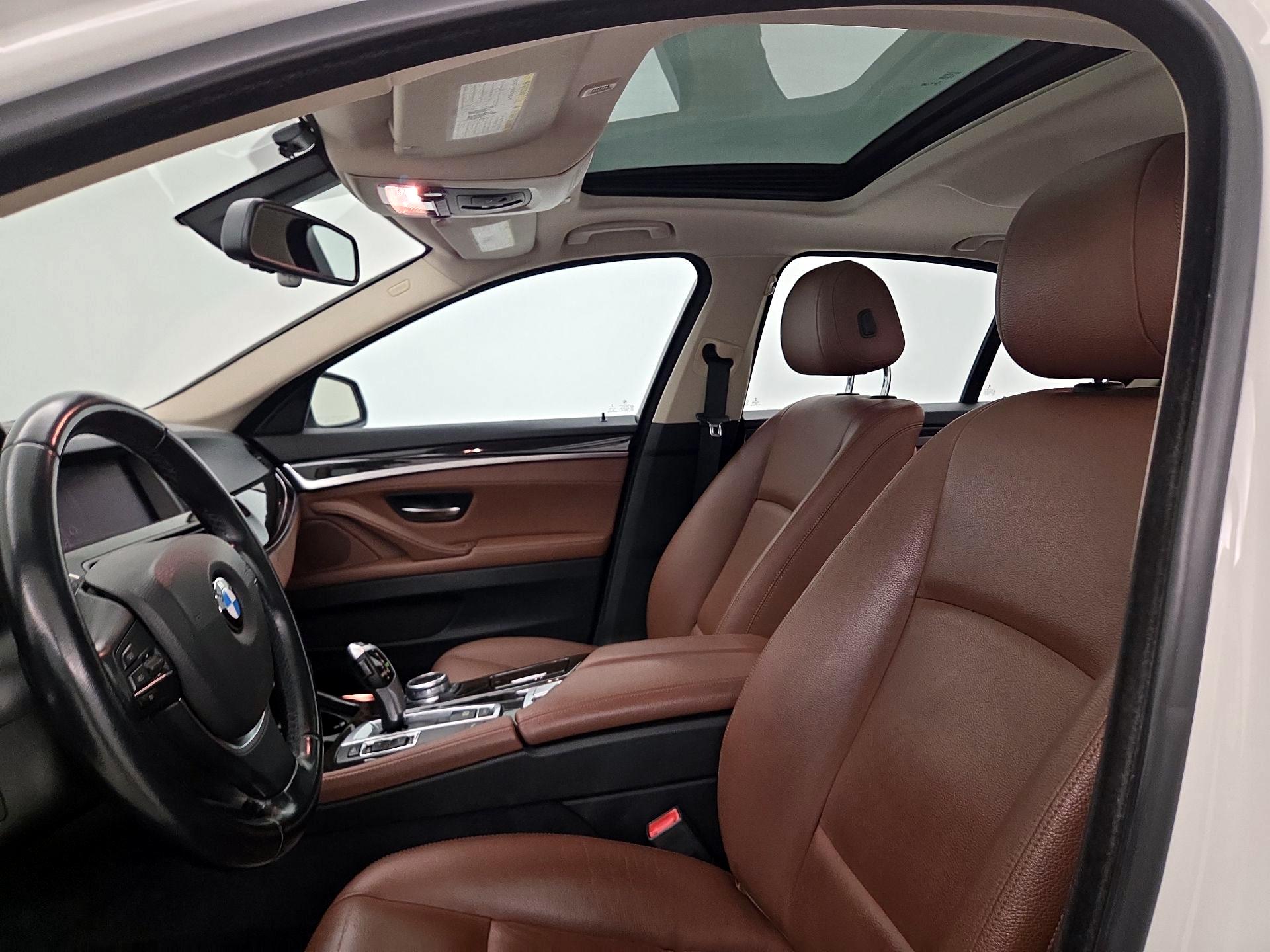 Thumbnail: 2015 BMW 5 Series - 20