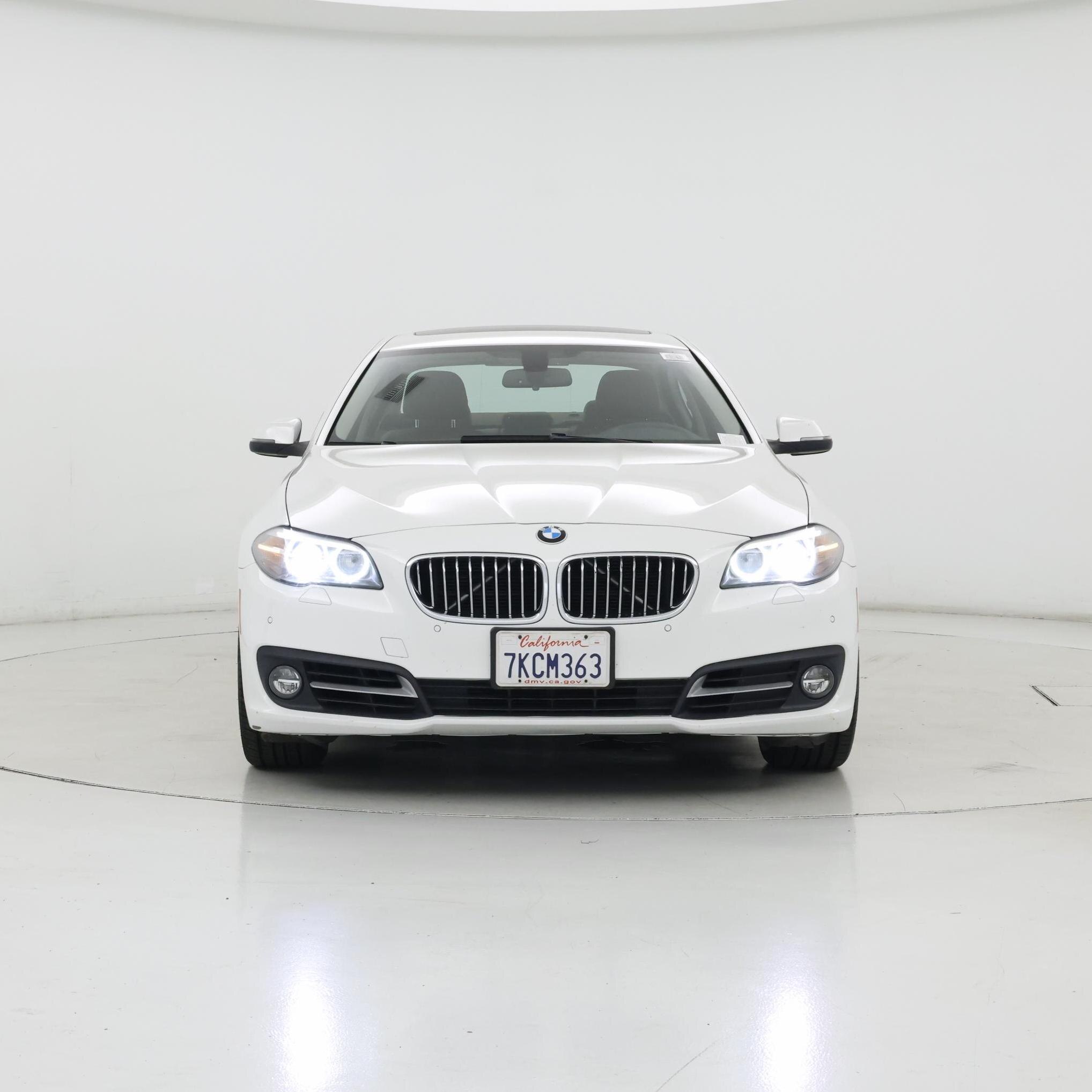 Thumbnail: 2015 BMW 5 Series - 5