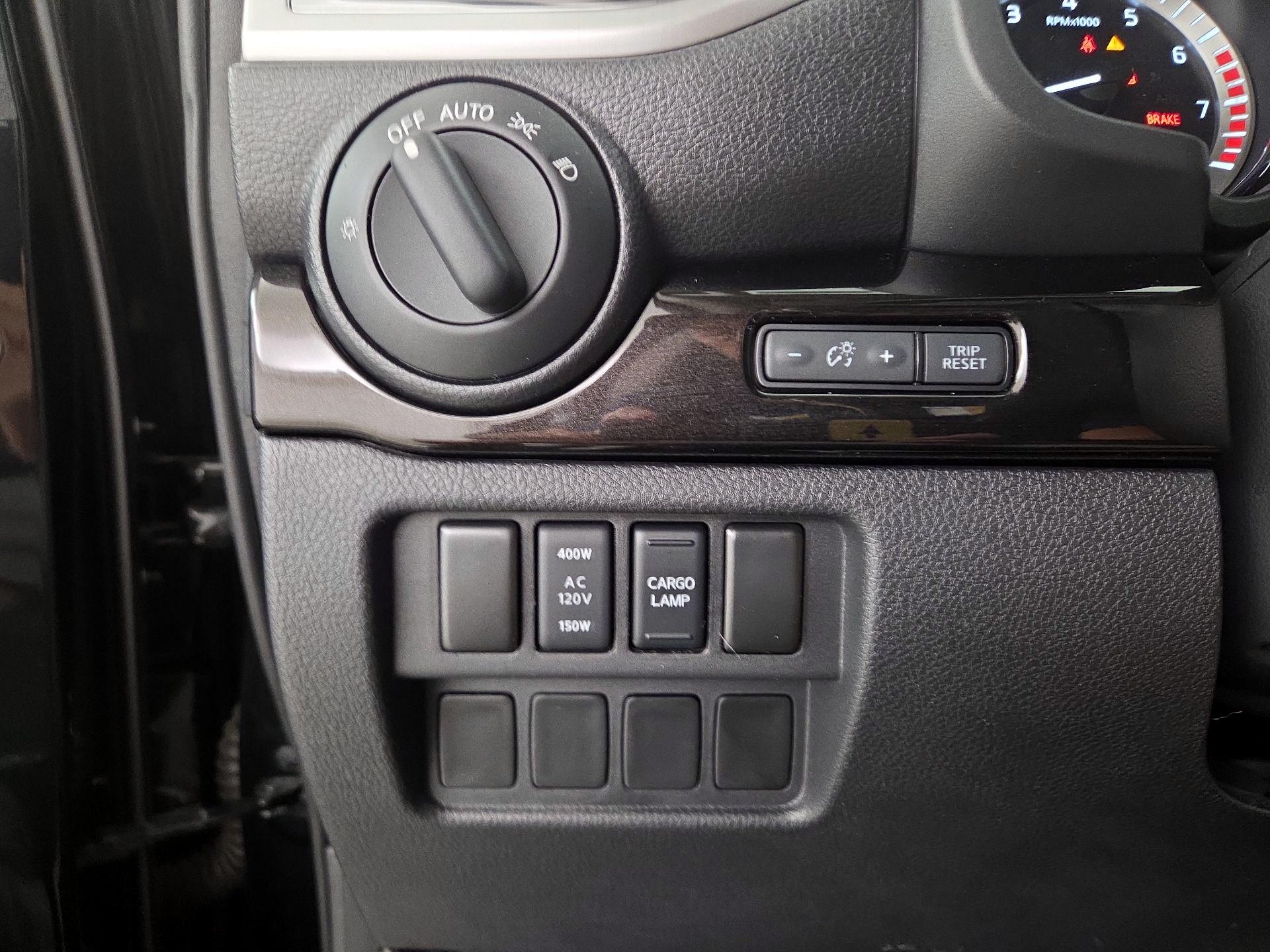 Thumbnail: 2019 Nissan Titan - 13