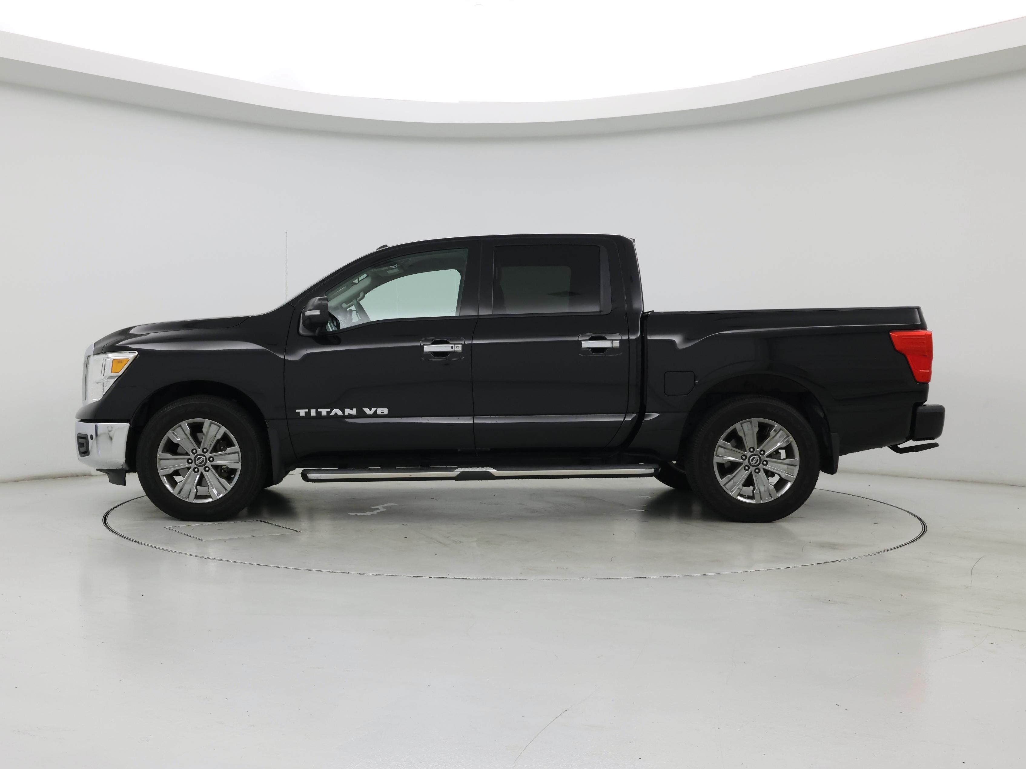 Thumbnail: 2019 Nissan Titan - 3