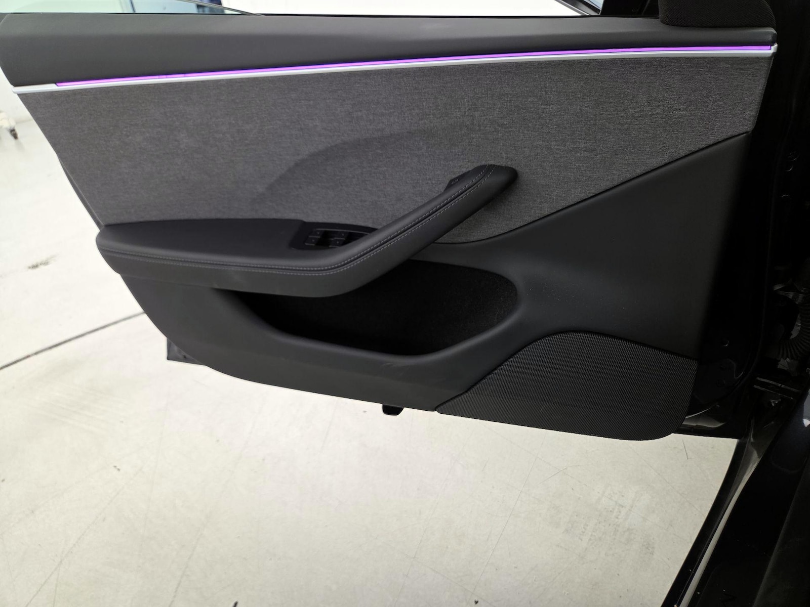 2025 Tesla Model 3 Long Range - Photo 13