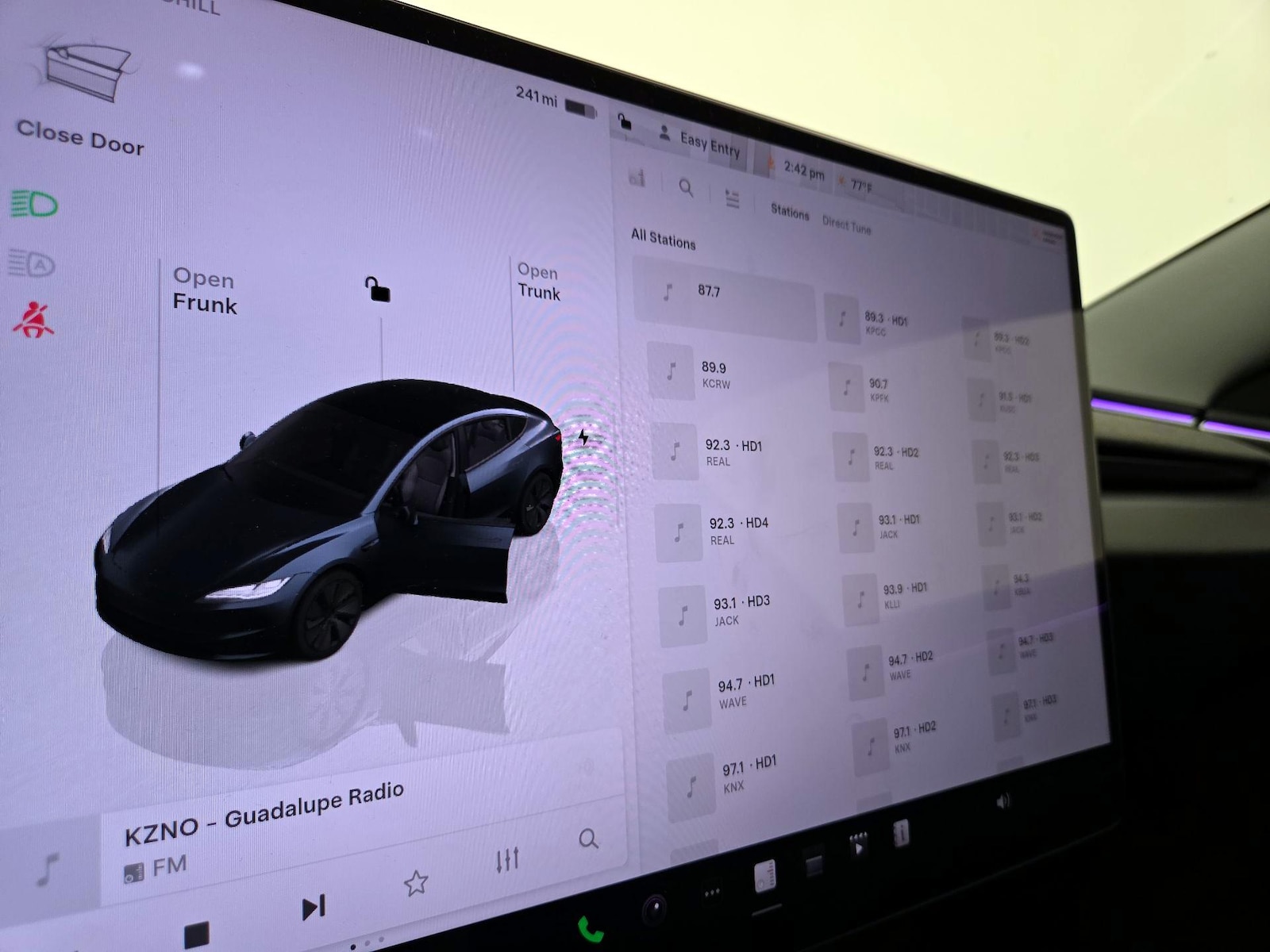 2025 Tesla Model 3 Long Range - Photo 16