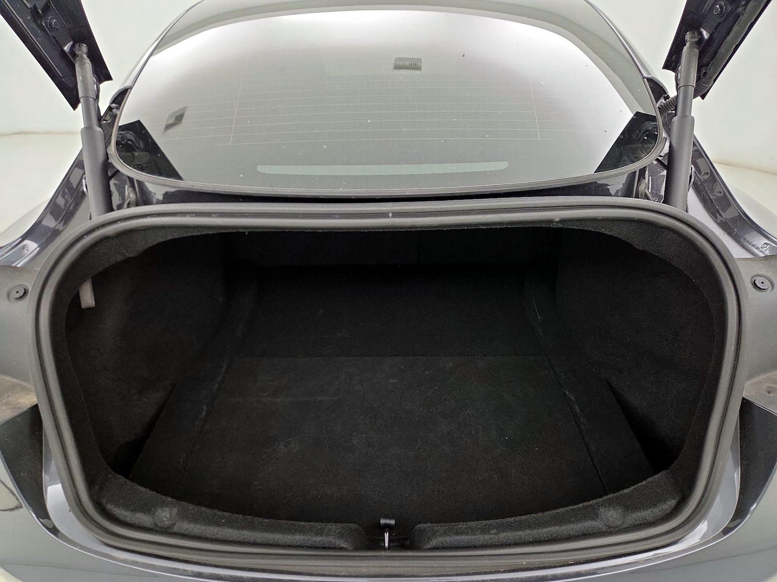 2025 Tesla Model 3 Long Range - Photo 22