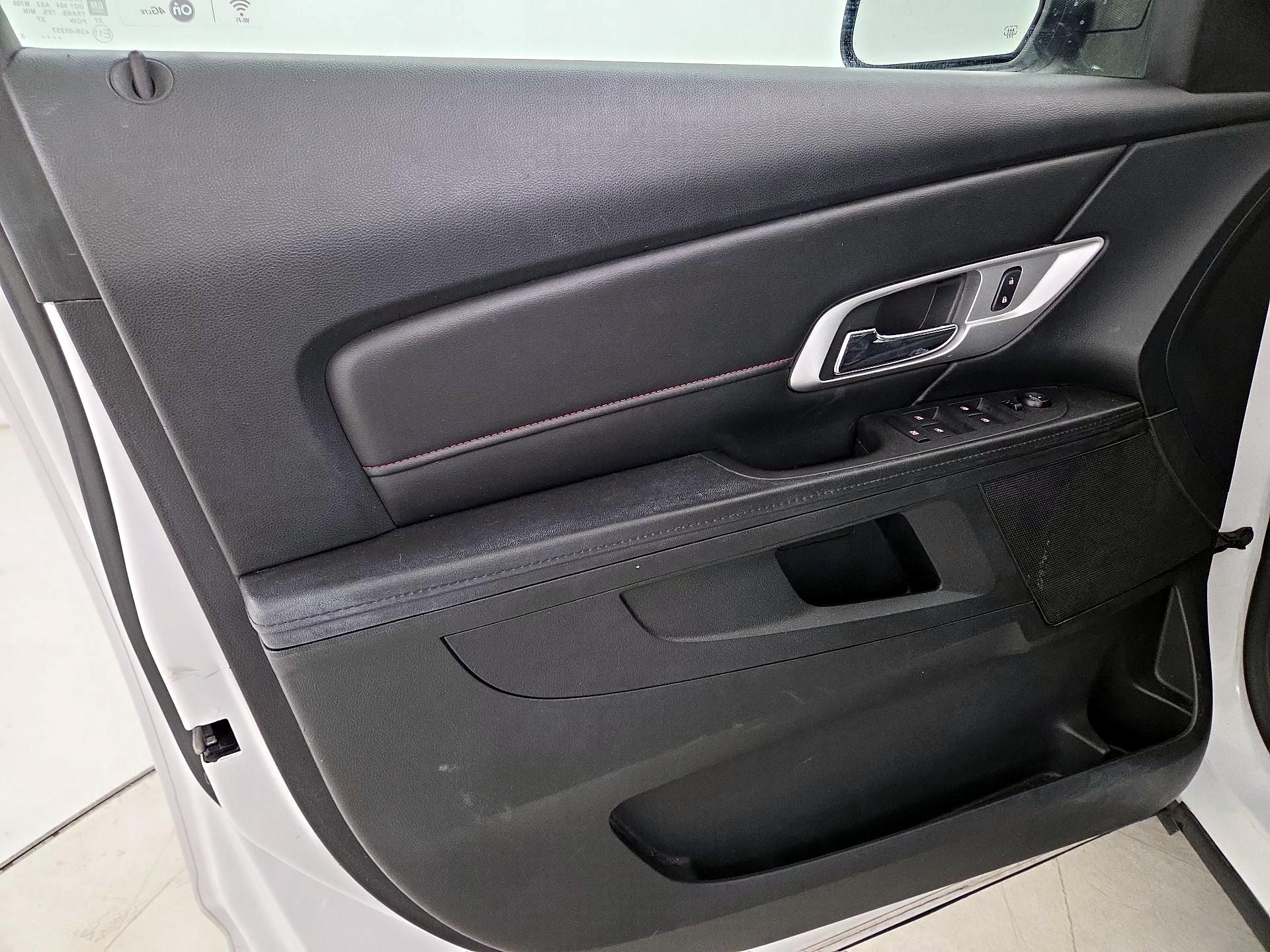 Thumbnail: 2016 GMC Terrain - 12