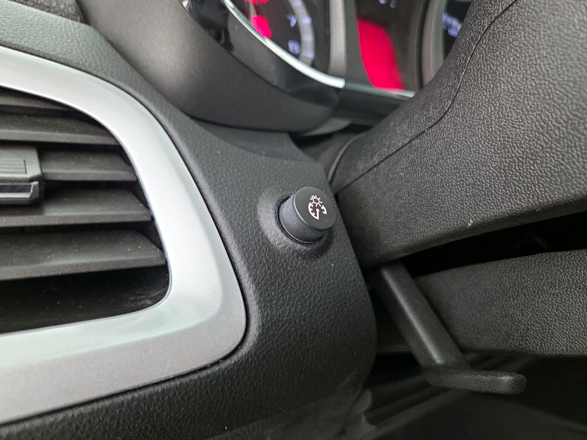 Thumbnail: 2016 GMC Terrain - 13