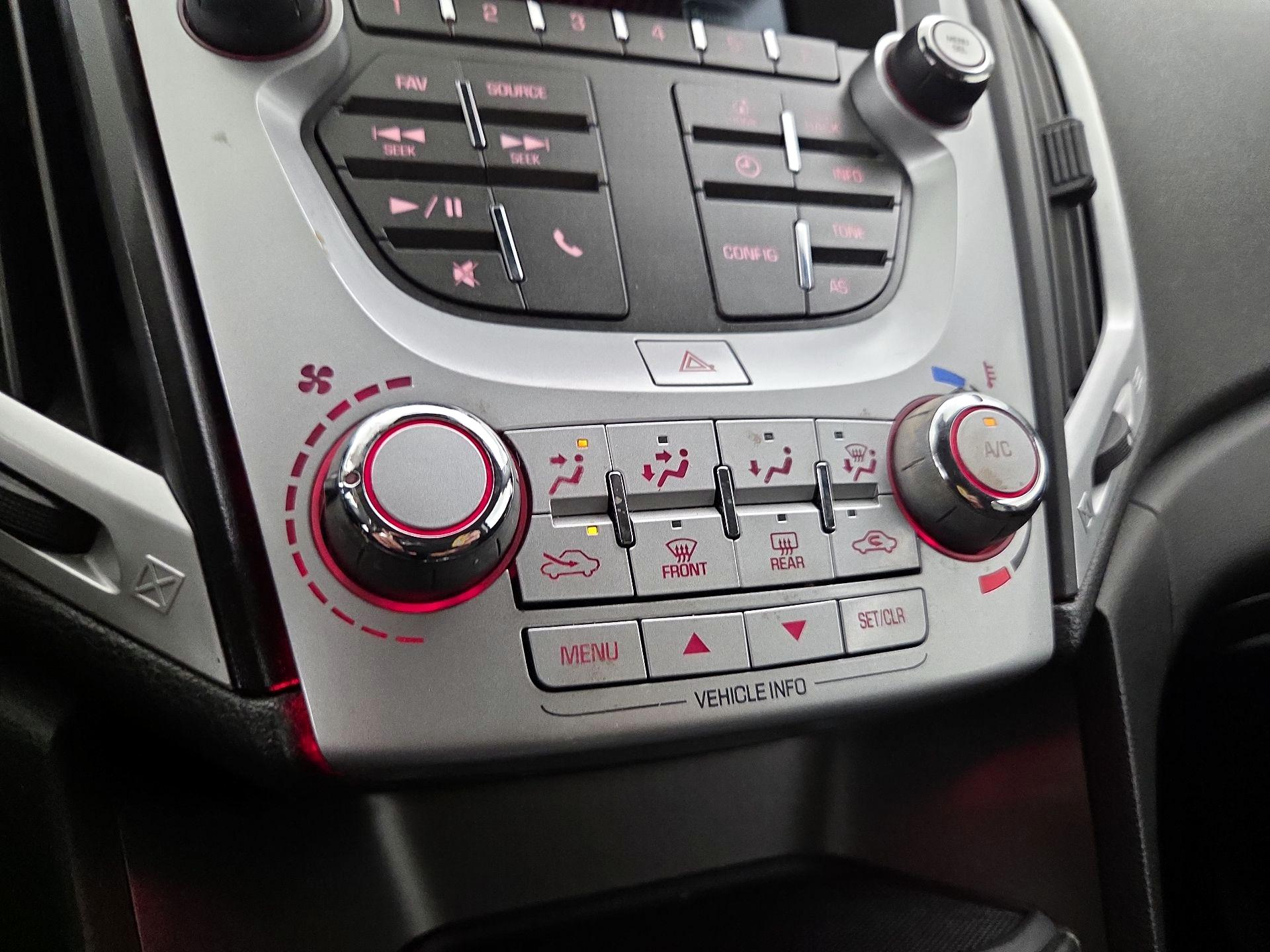 Thumbnail: 2016 GMC Terrain - 16