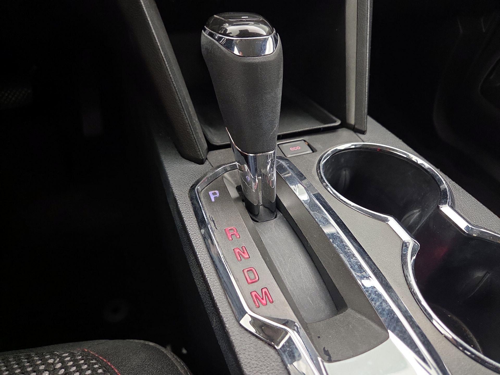 Thumbnail: 2016 GMC Terrain - 17