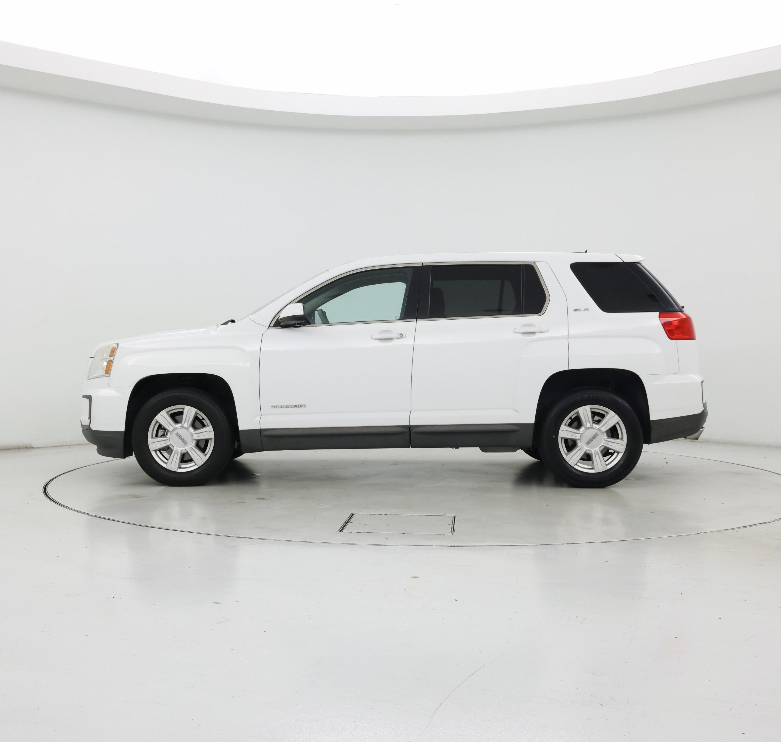 Thumbnail: 2016 GMC Terrain - 3