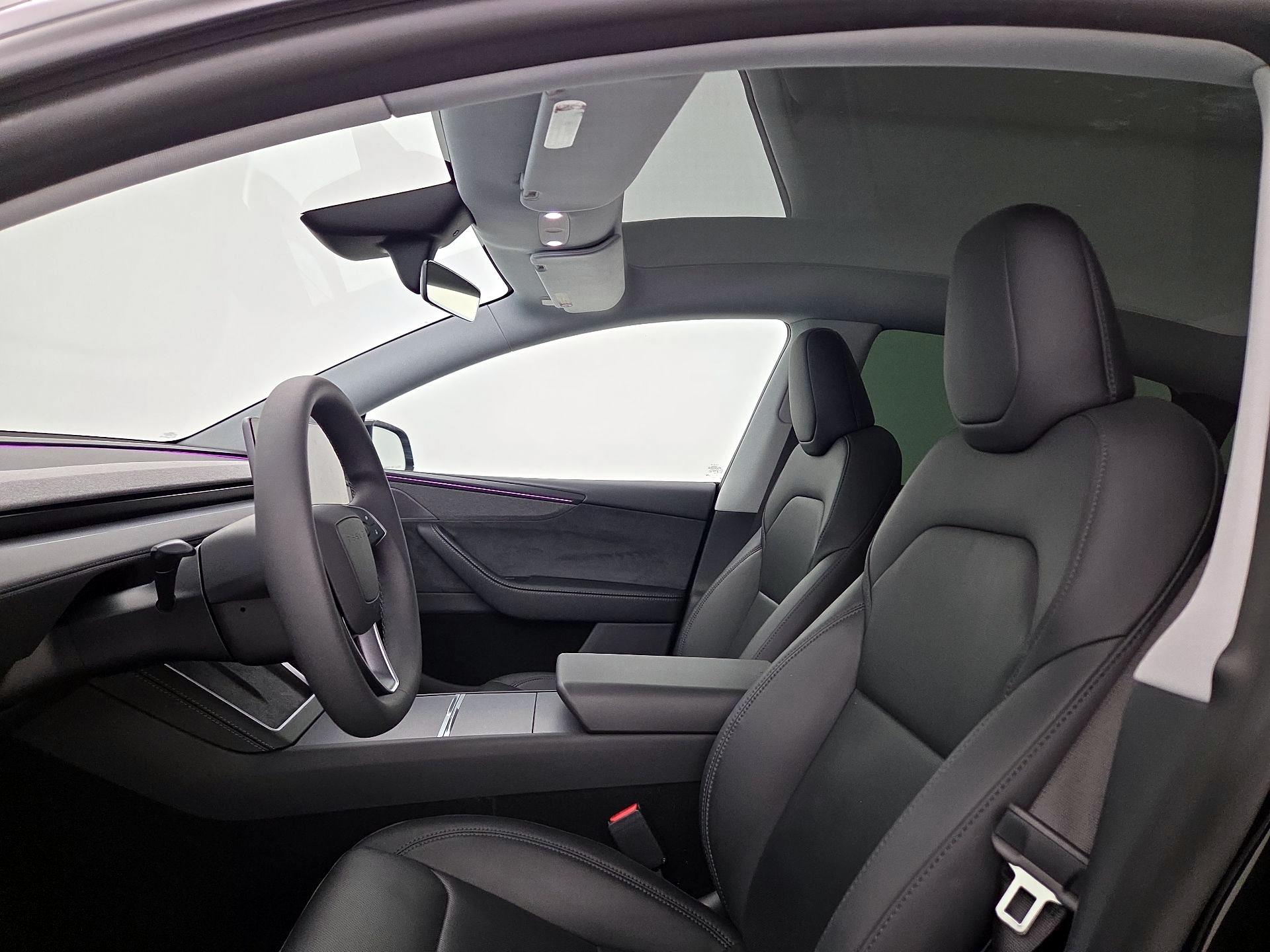 Thumbnail: 2026 Tesla Model Y - 19